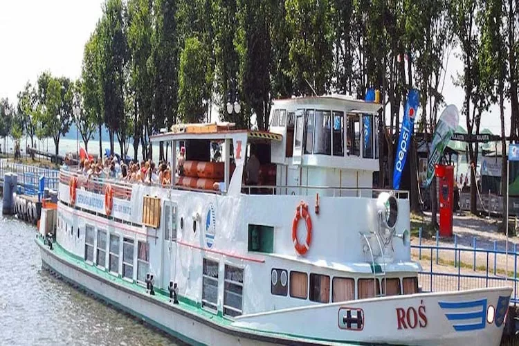 Murowany domek wakacyjny dla 5 osób w Rynie-Gebieden zomer 1km