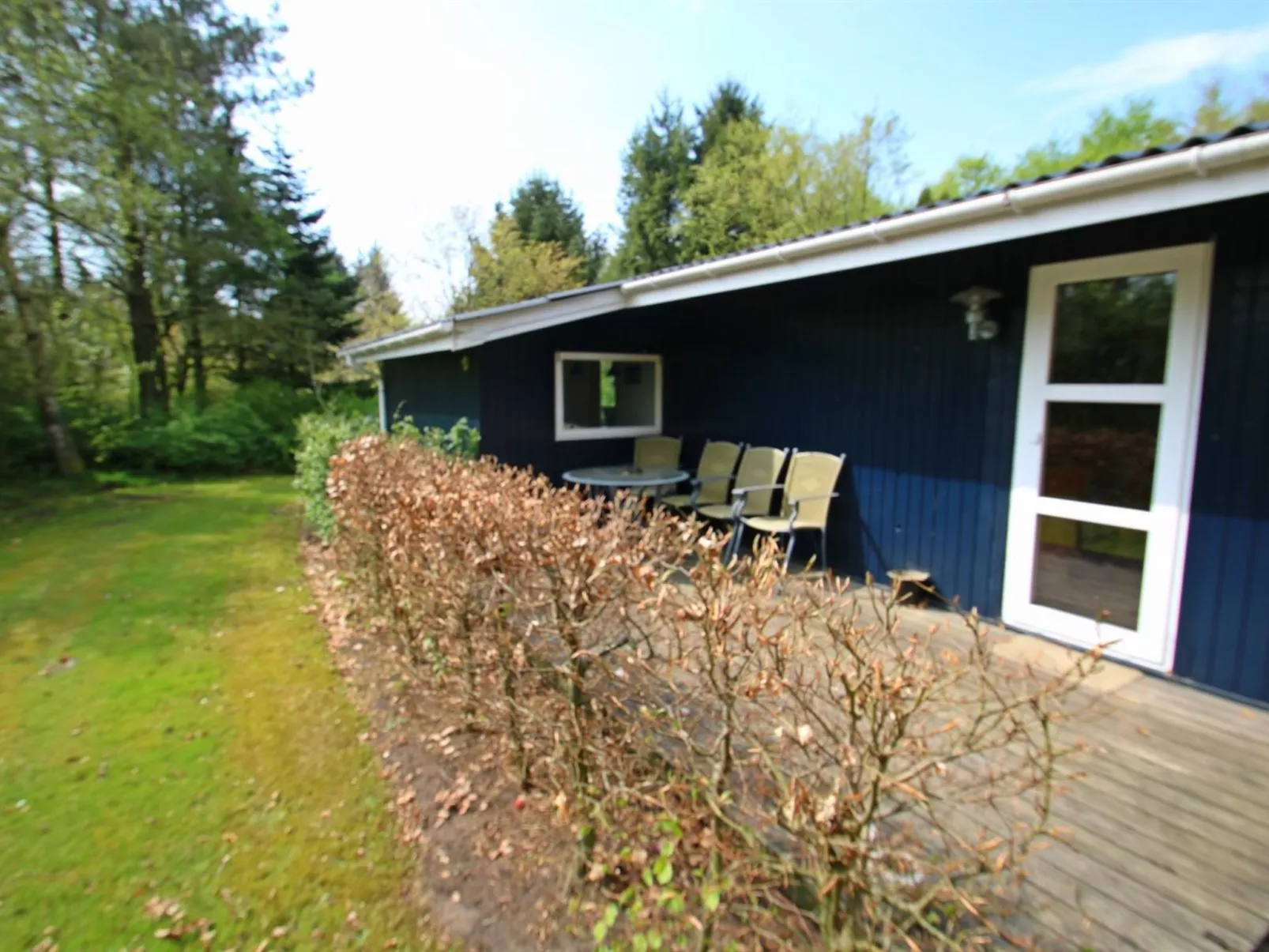 "Aki" - 30km from the sea