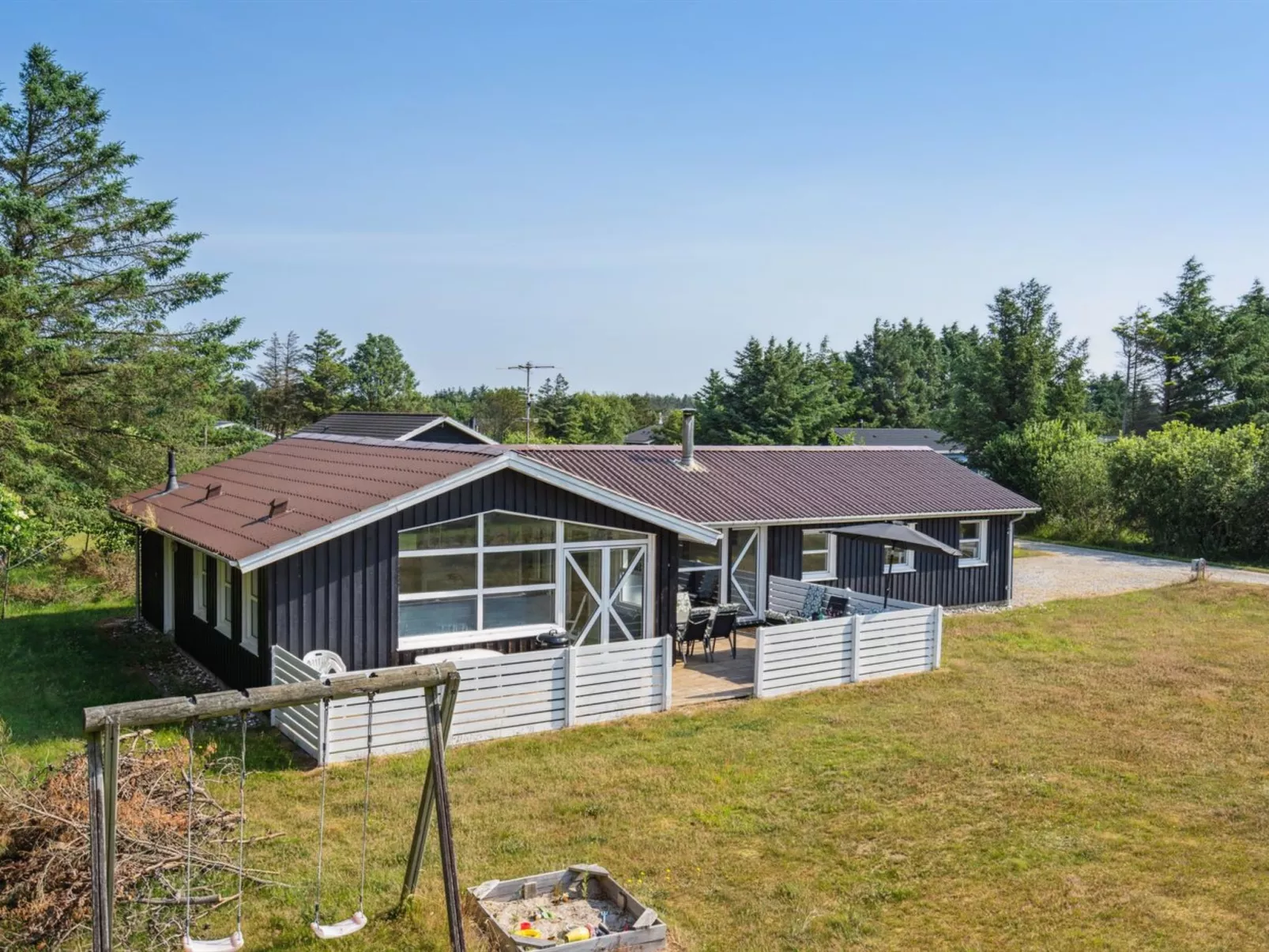 "Ingebore" - 700m from the sea