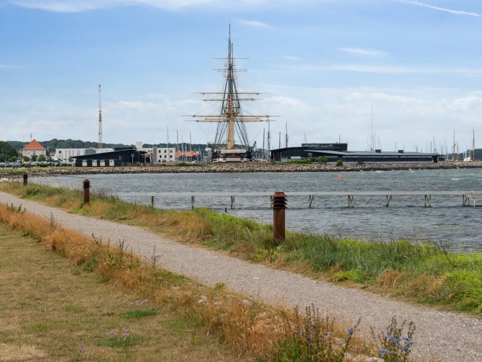 "Geert" - 25m from the sea