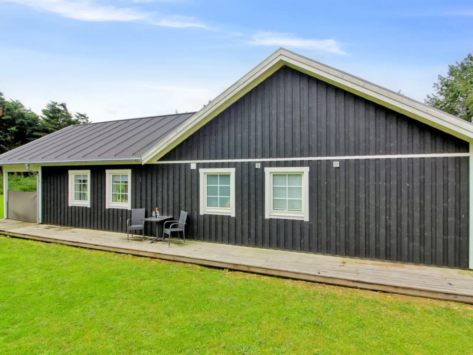 "Hela" - 1.4km from the sea