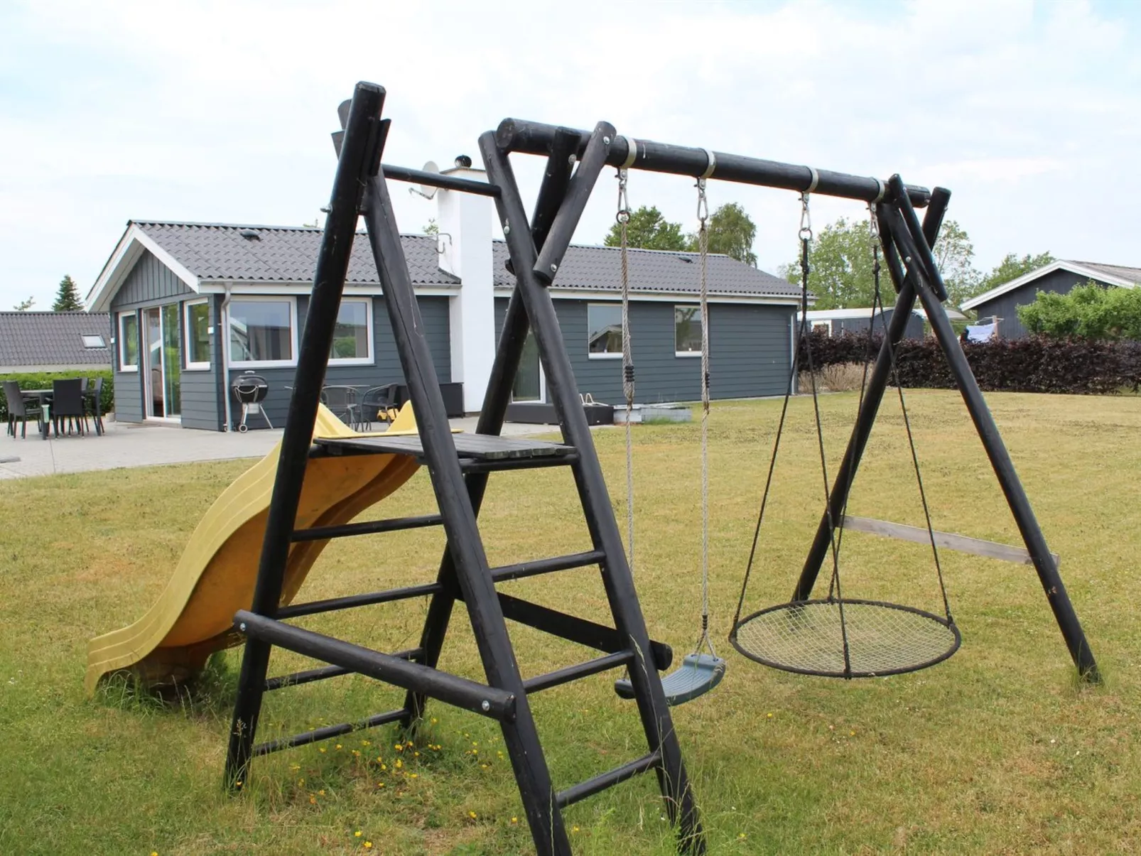 "Jannik" - 300m from the sea