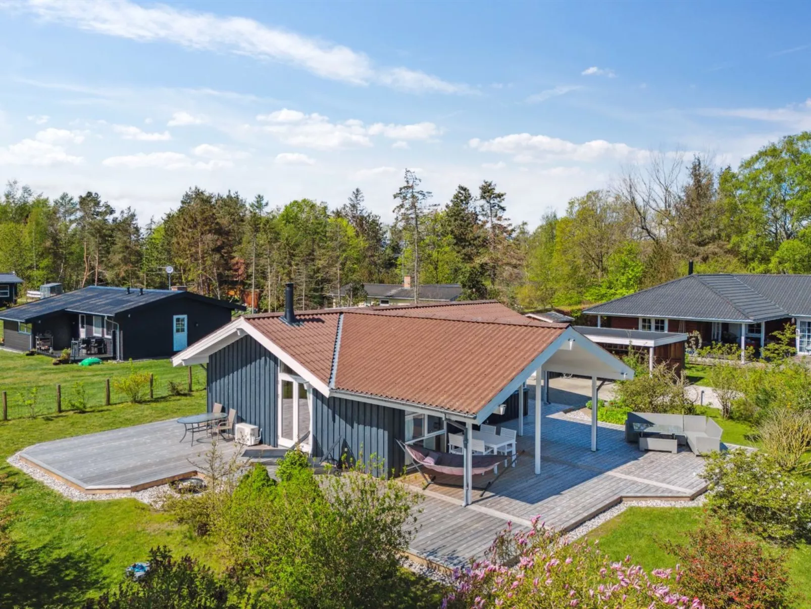 "Harald" - 300m from the sea