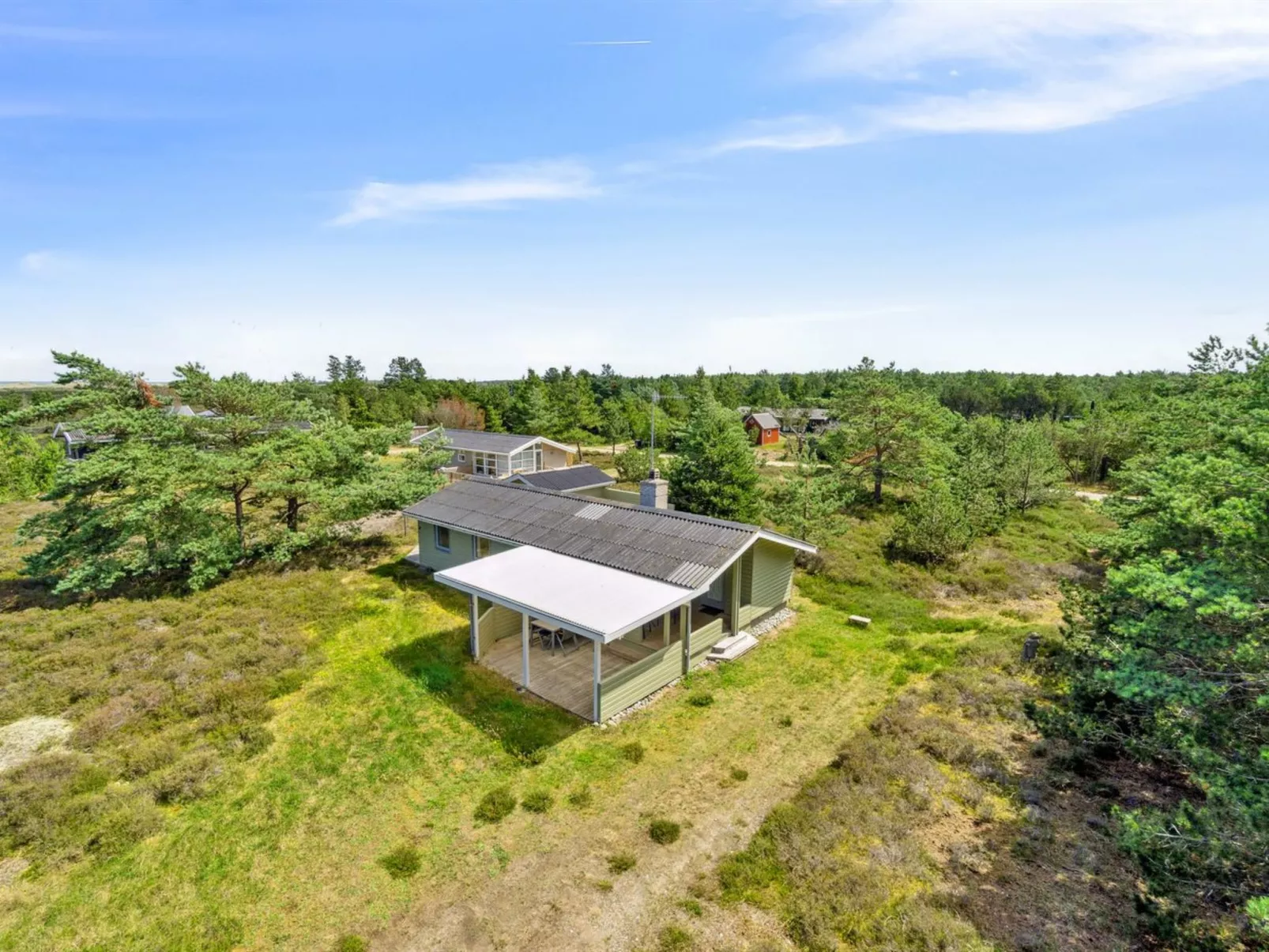 "Alwine" - 250m from the sea