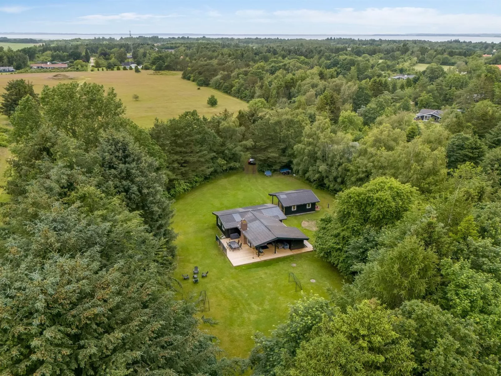 "Gudrid" - 250m to the fjord