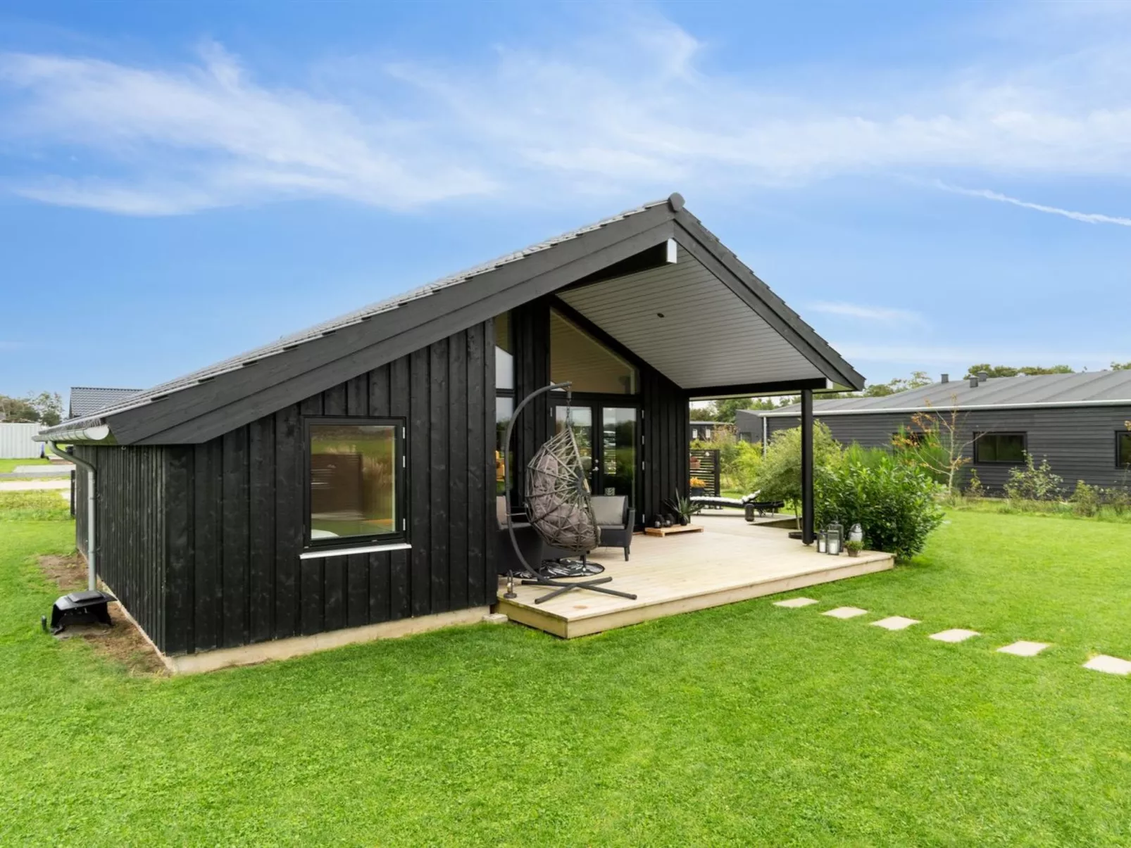 "Brothir" - 500m from the sea