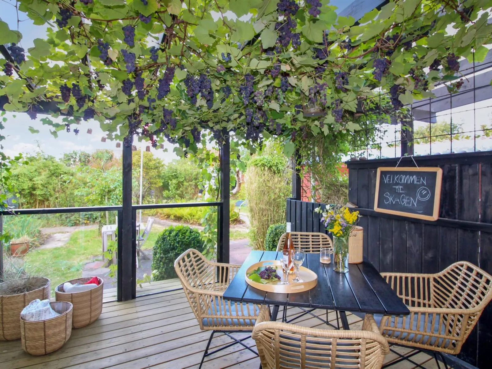 "Thorgny" - 900m from the sea