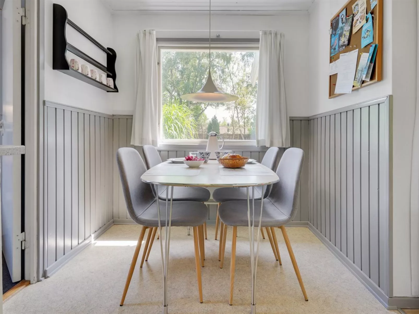 "Harri" - 700m from the sea