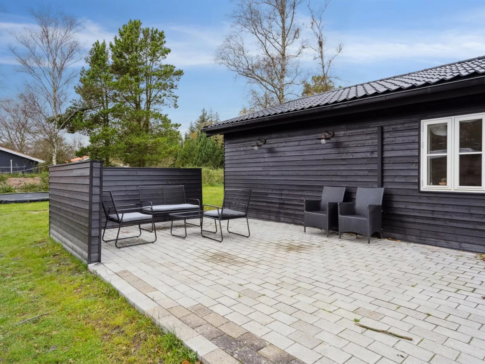 "Elizabeta" - 175m from the sea