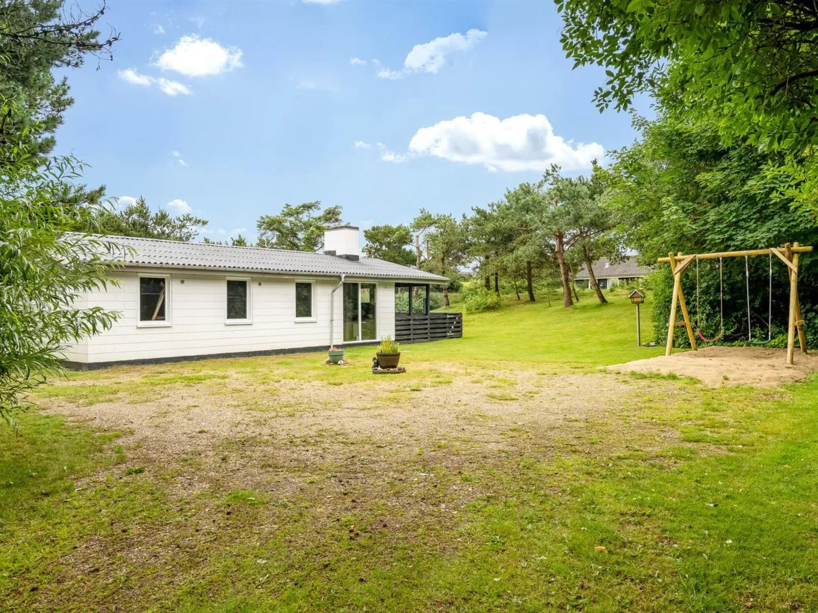 "Pia" - 250m to the fjord