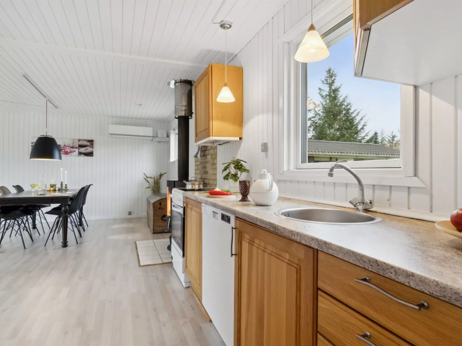 "Suvi" - 700m from the sea