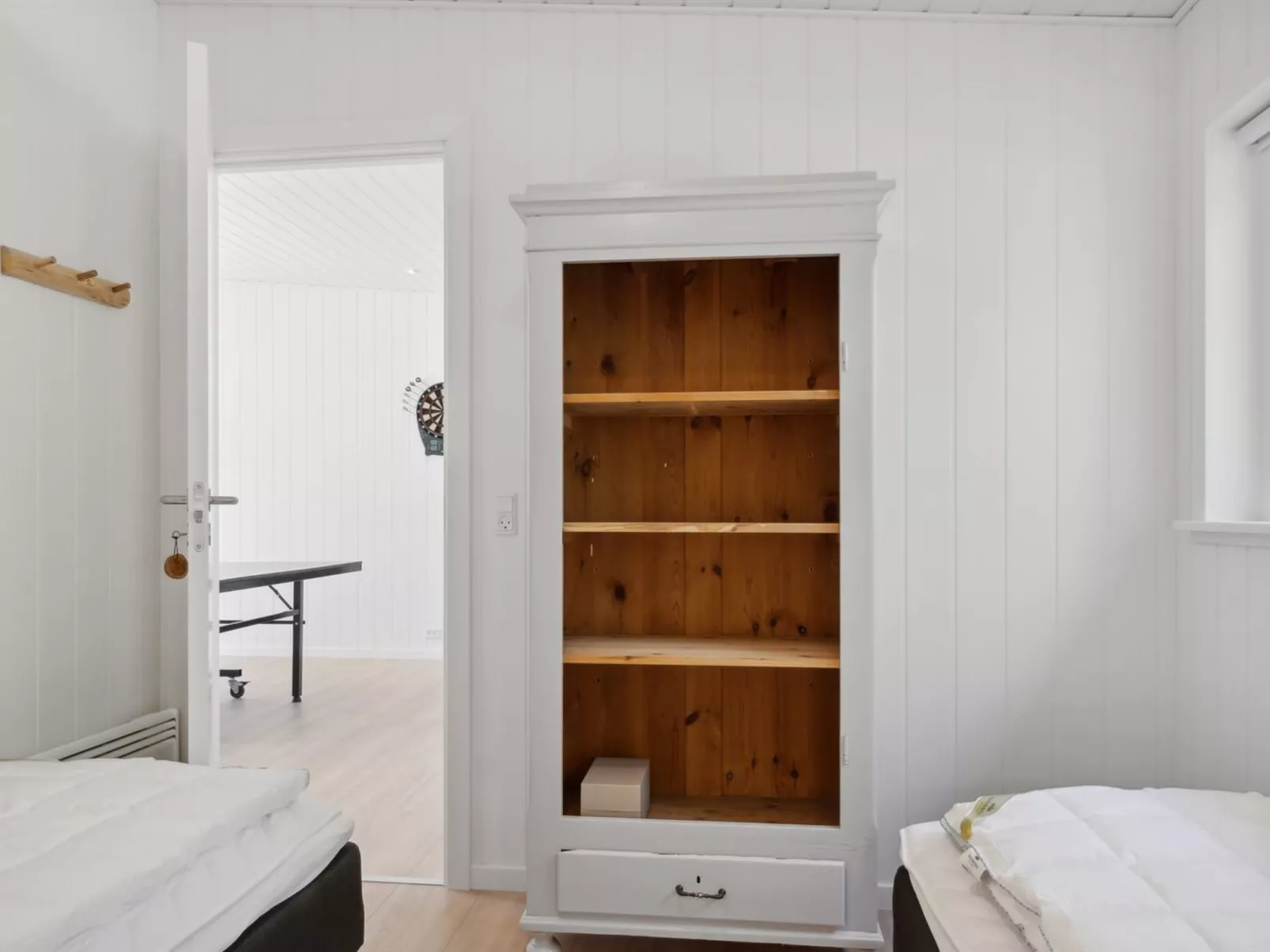 "Tinja" - 900m from the sea