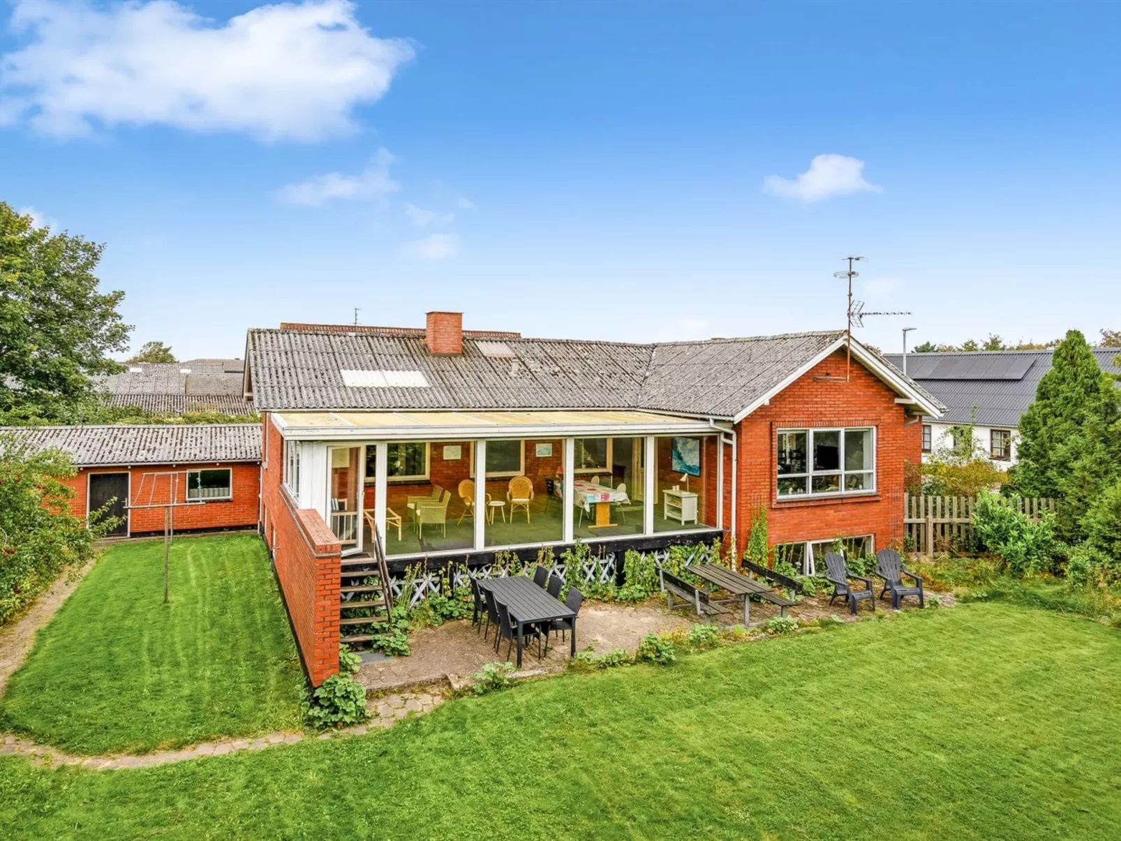 "Mats" - 5.3km from the sea