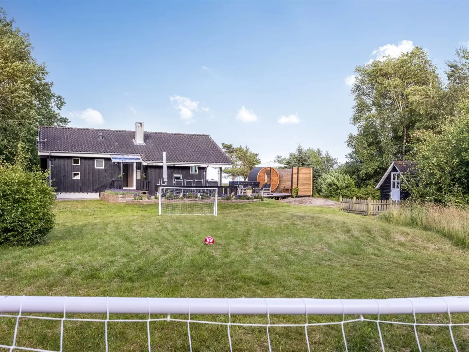 "Griselda" - 400m from the sea