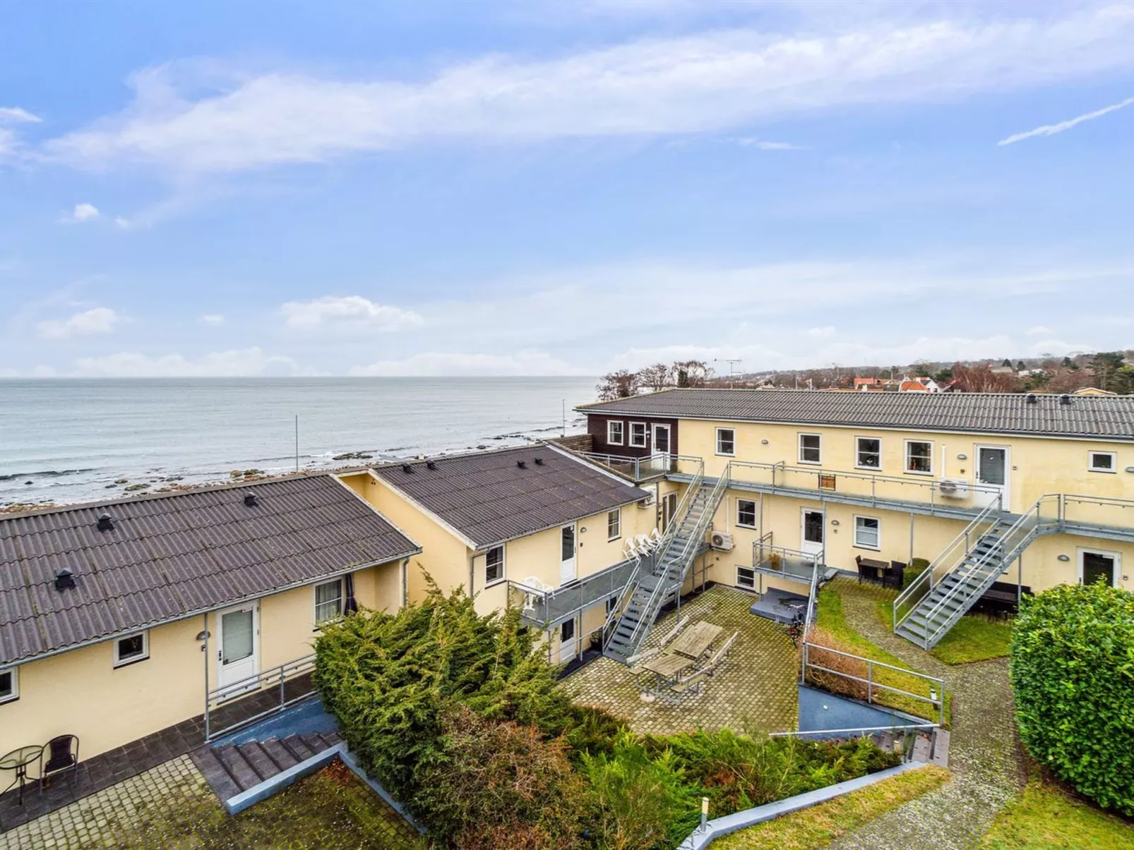 "Henna" - 50m from the sea