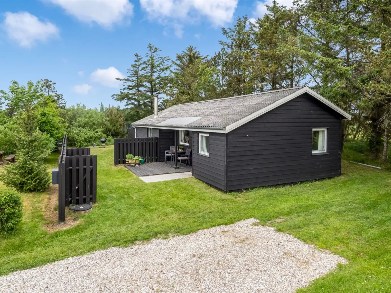 "Jukka" - 2km from the sea