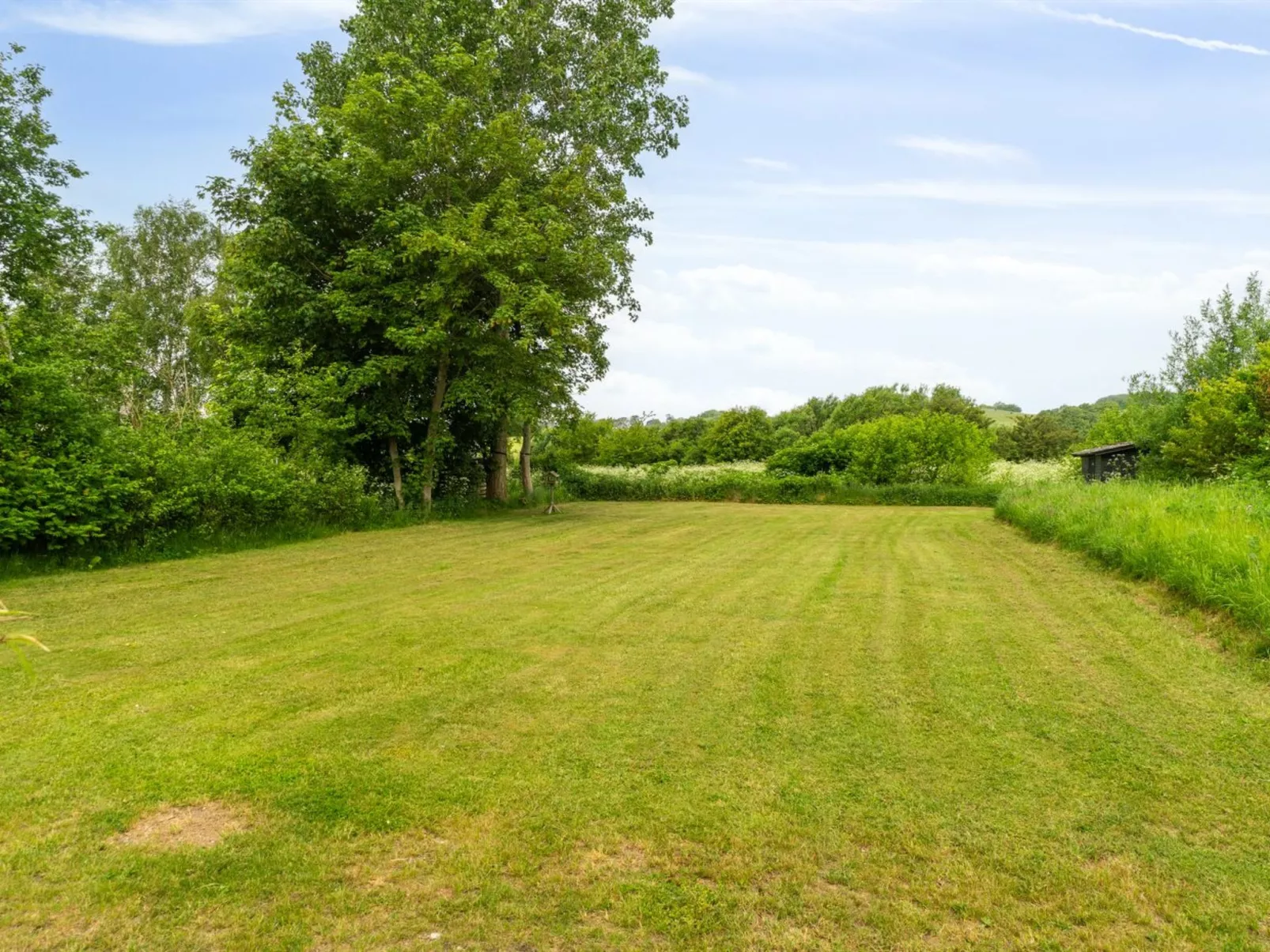 "Sys" - 150m from the sea