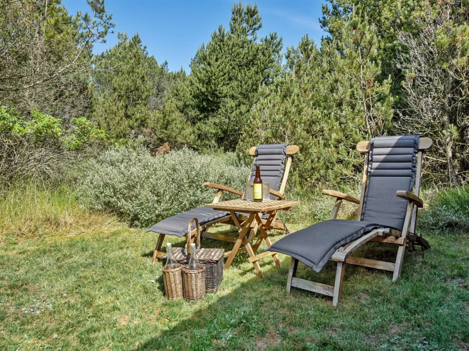 "Raili" - 1.5km from the sea