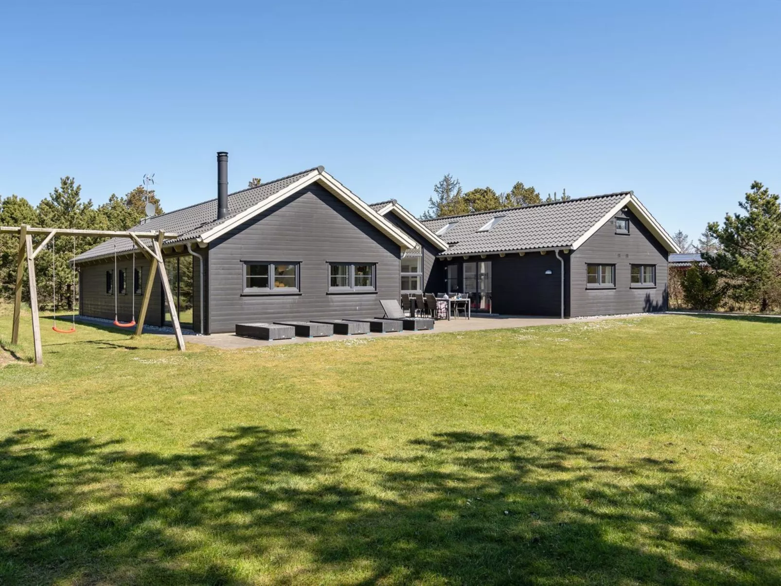 "Lova" - 600m from the sea