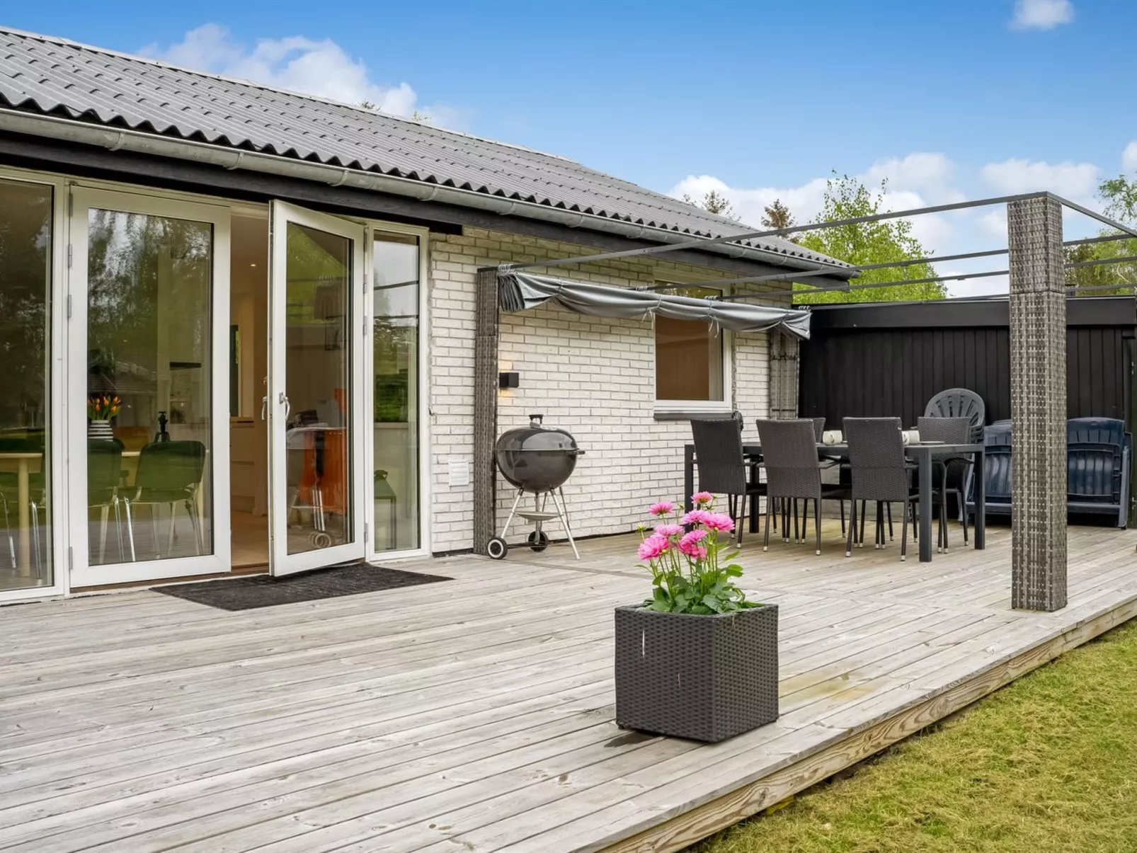 "Ginie" - 600m from the sea