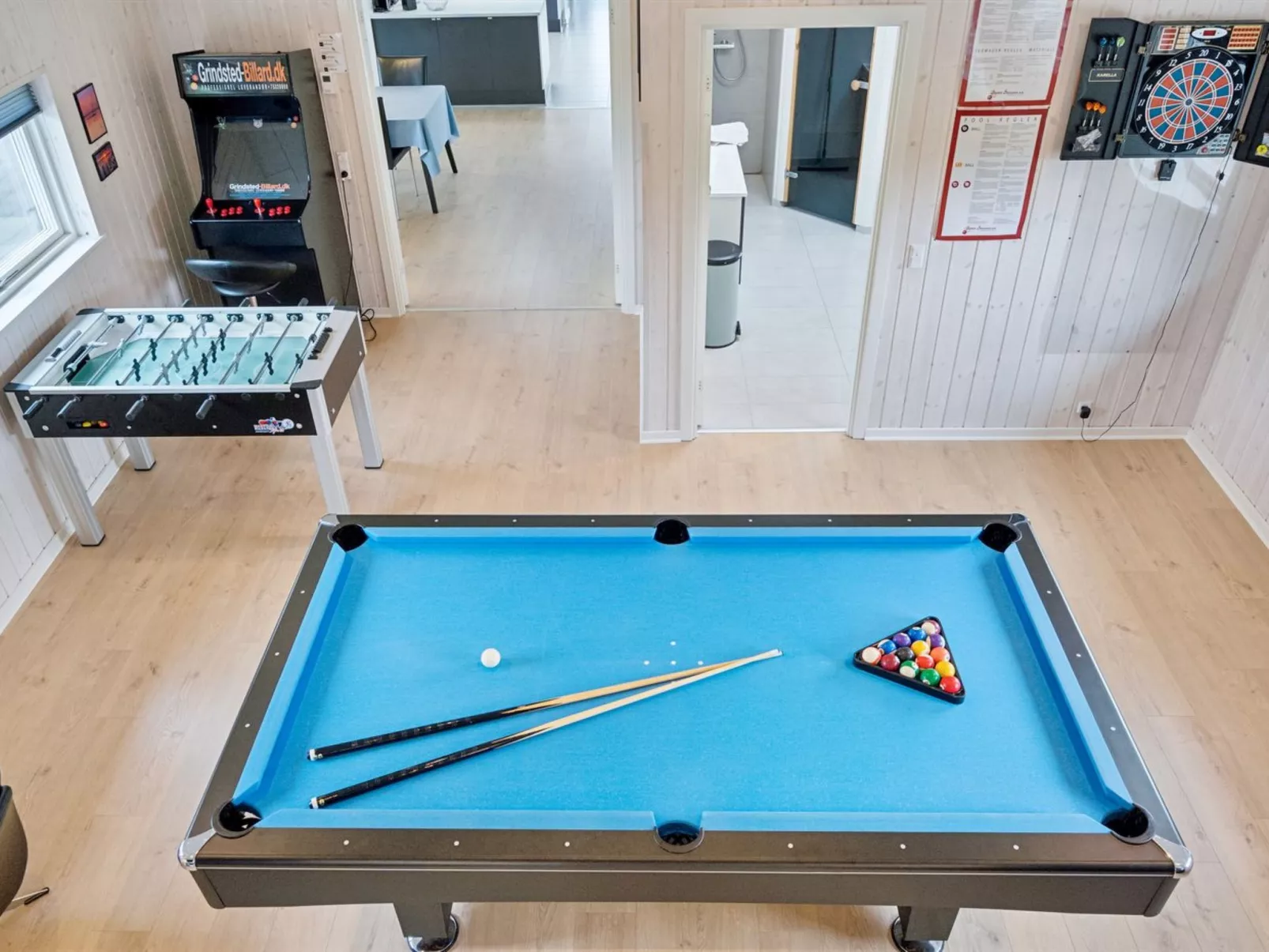 "Amai" - 4.5km from the sea