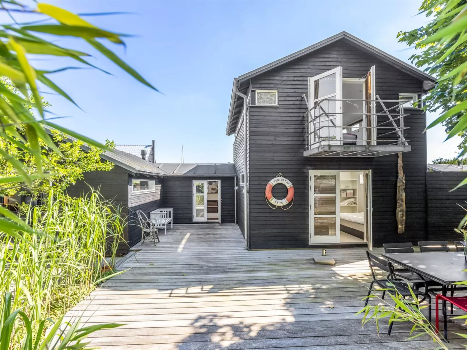 "Anouk" - 500m from the sea