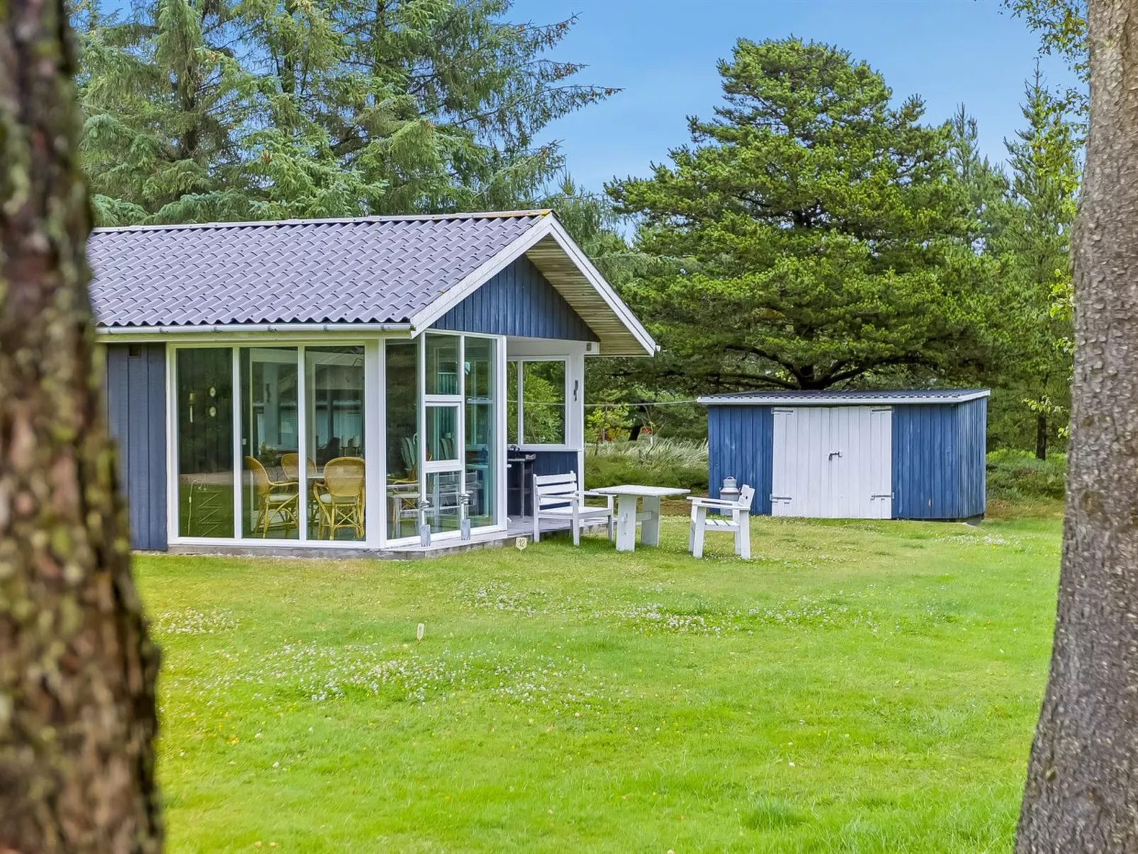 "Fiallar" - 3.2km from the sea-Buiten