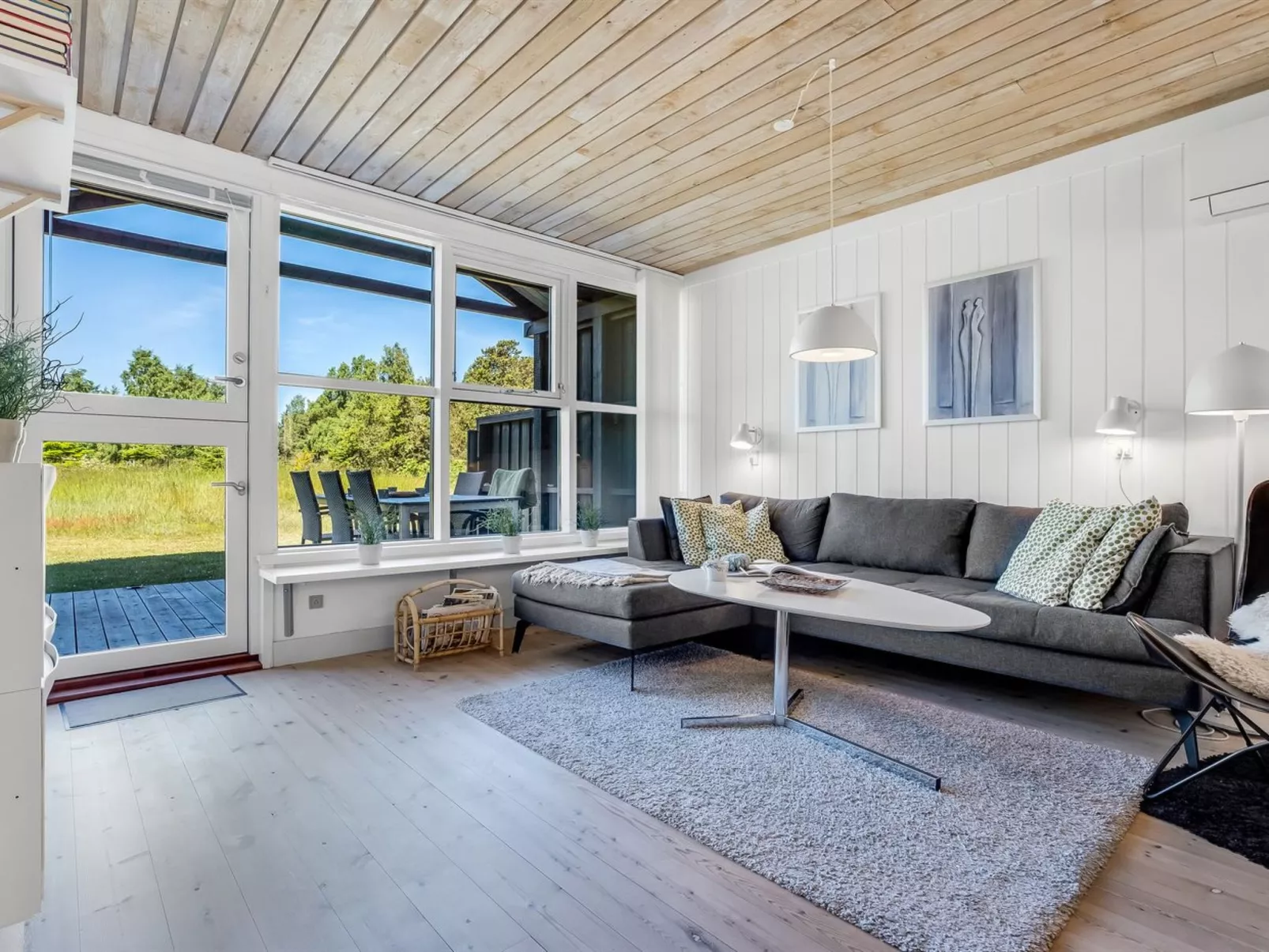 "Clea" - 300m from the sea