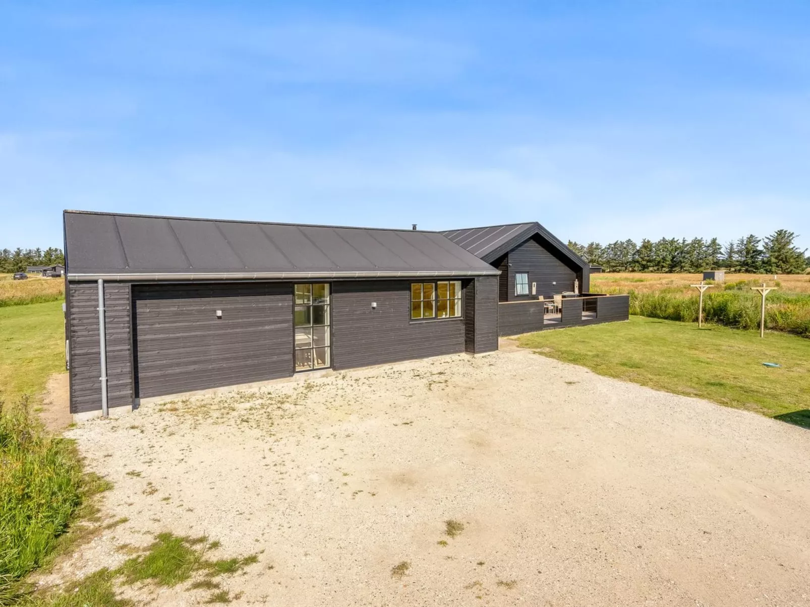 "Inola" - 1km from the sea