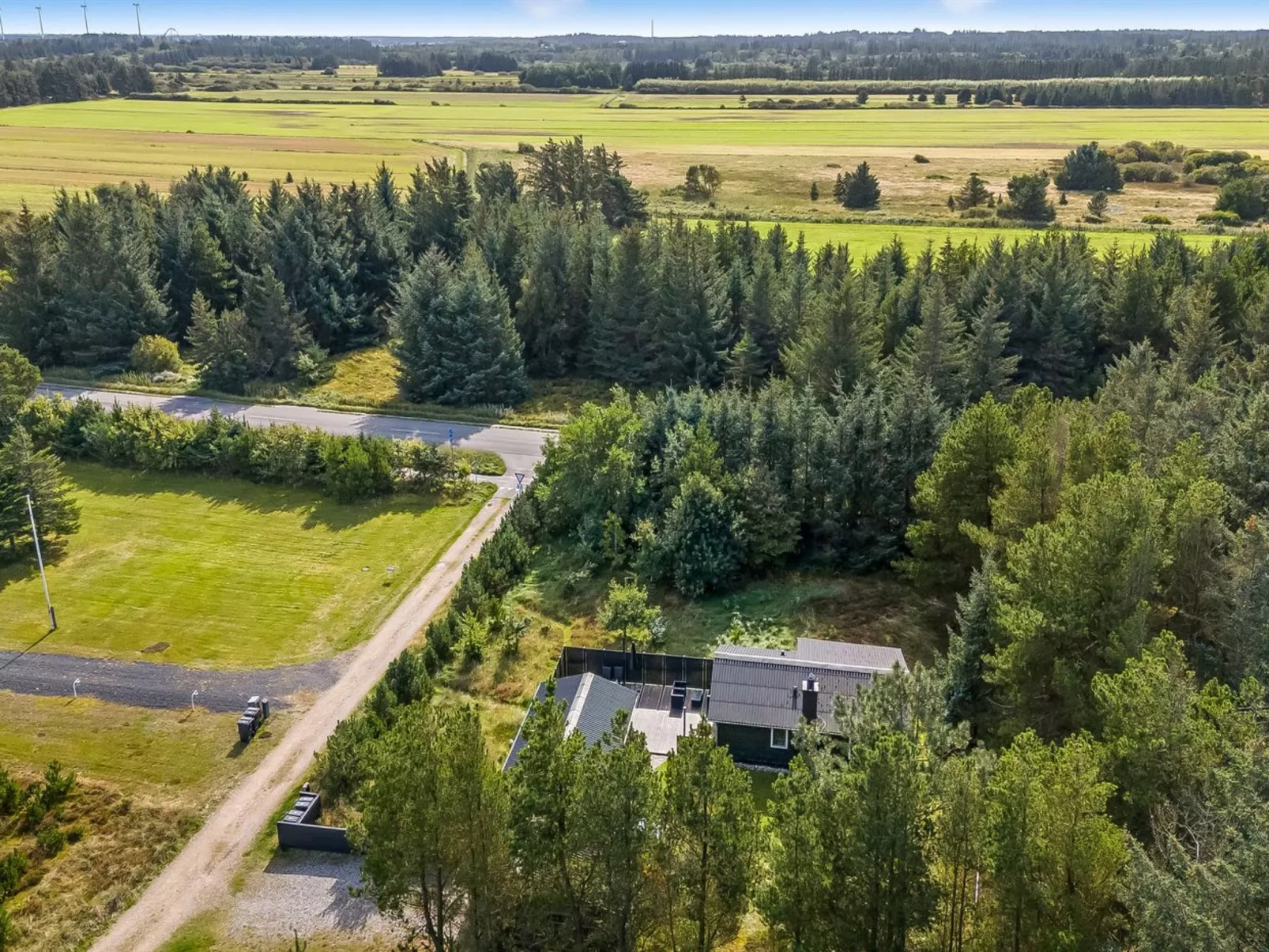 "Josina" - 1.3km from the sea