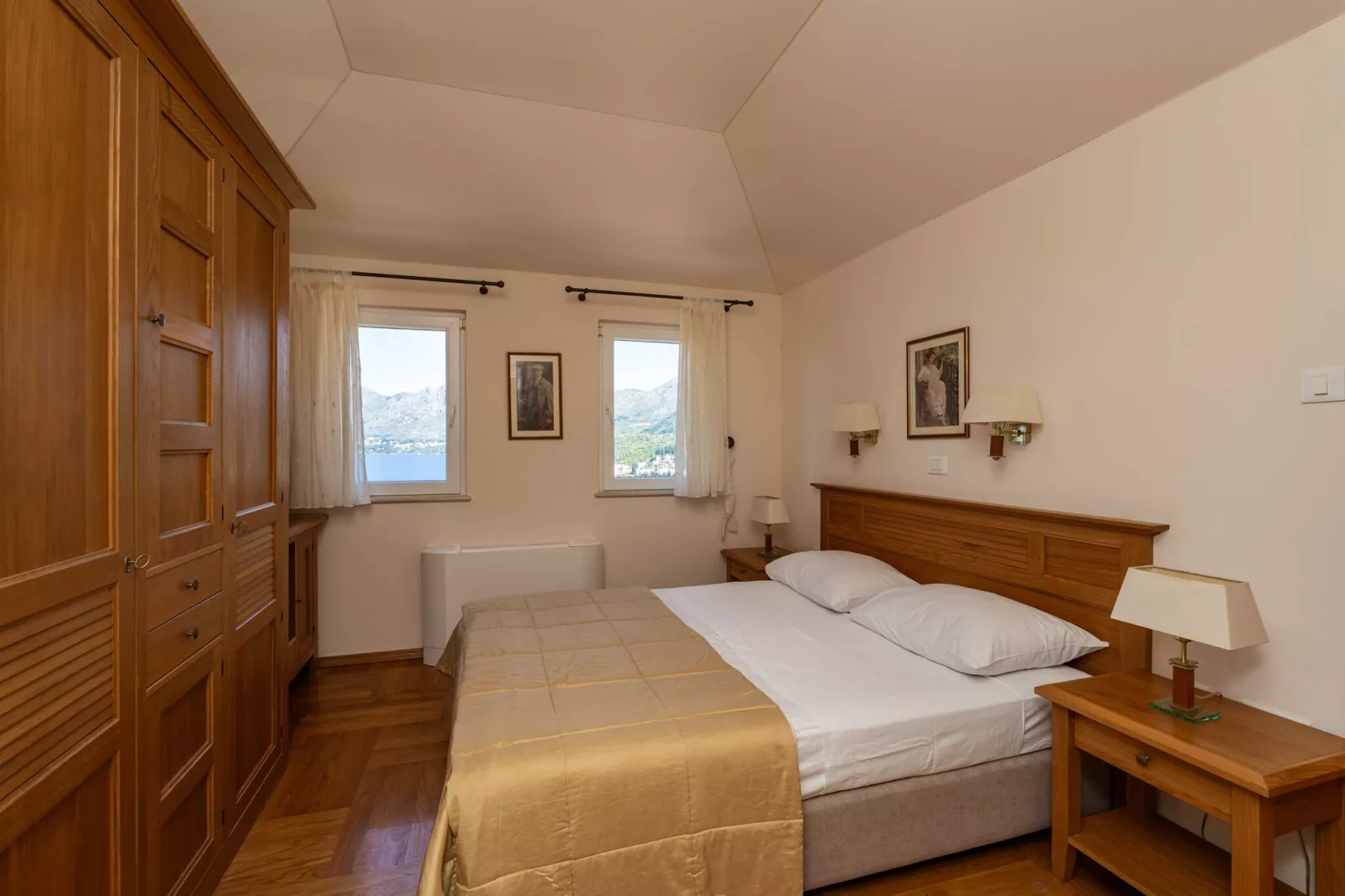 Villa Alegria Cavtat - Comfort Two Bedroom Apartment with Sea View (Apartment C)-Slaapkamer