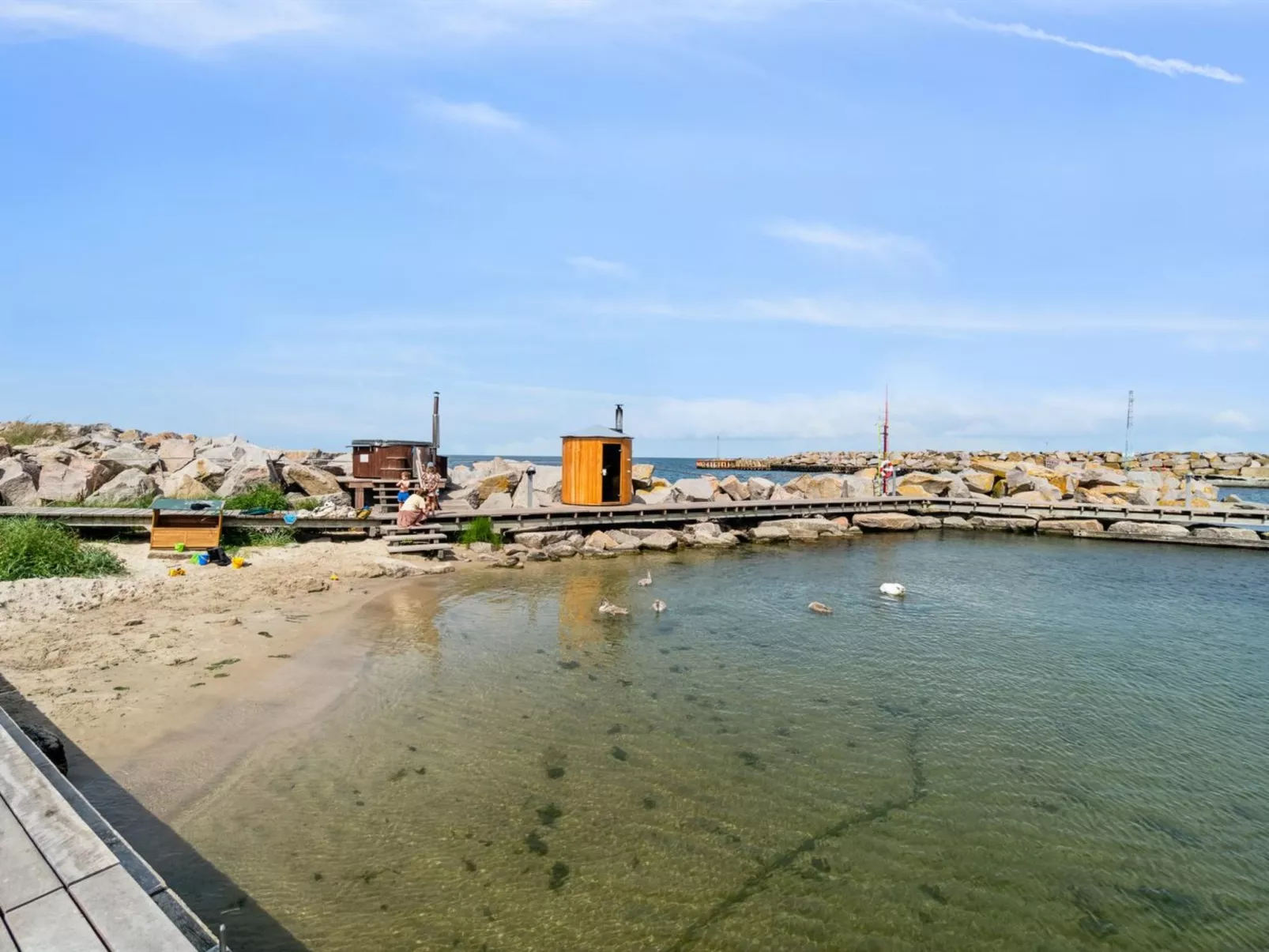 "Sverkel" - 100m from the sea