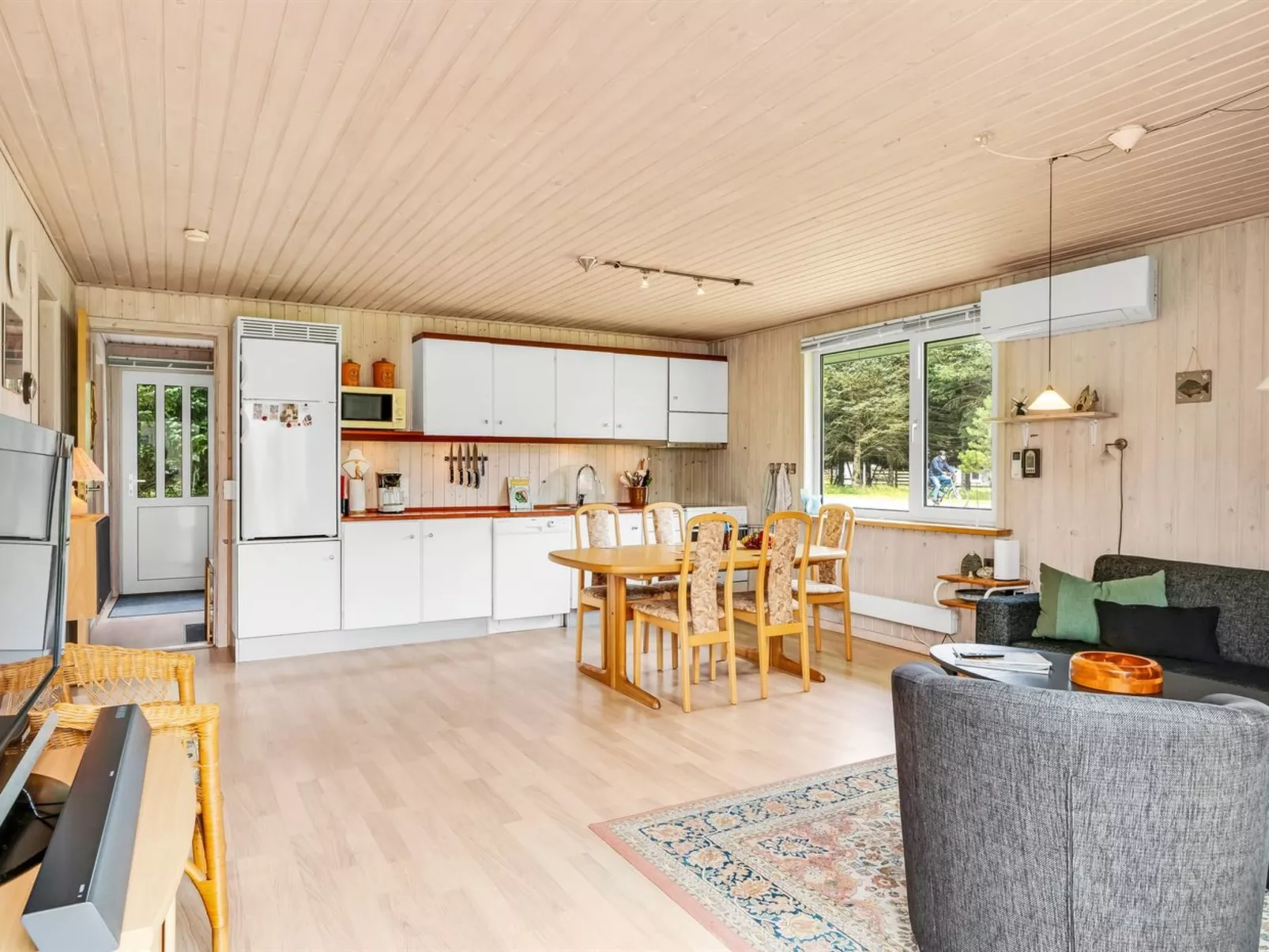 "Gisella" - 900m from the sea