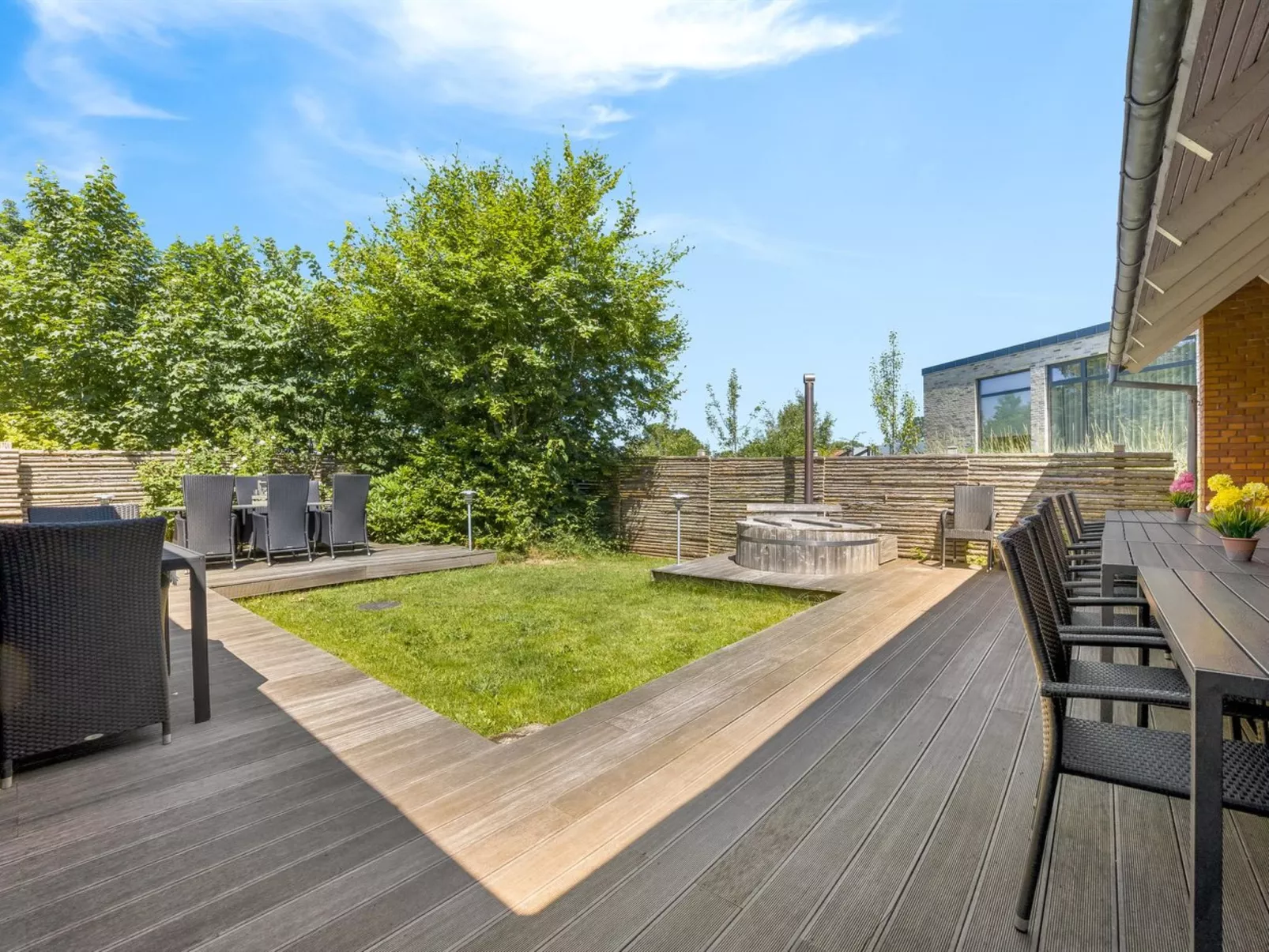 "Solvey" - 400m from the sea