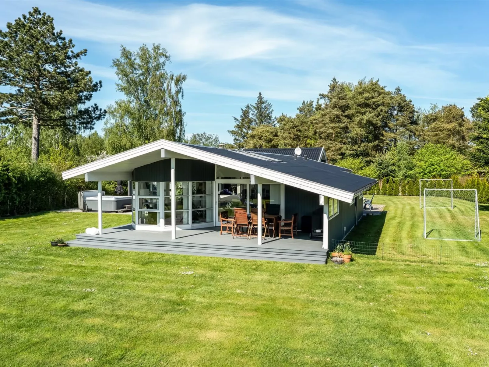 "Timao" - 750m from the sea