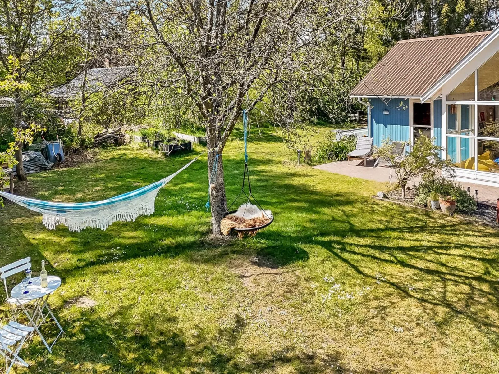 "Akule" - 6km from the sea