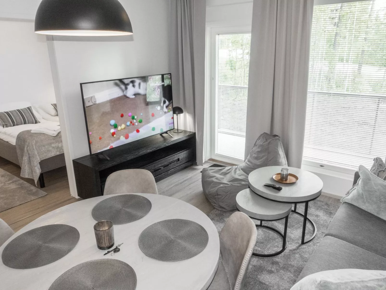 Tievan aurinkorinne dina