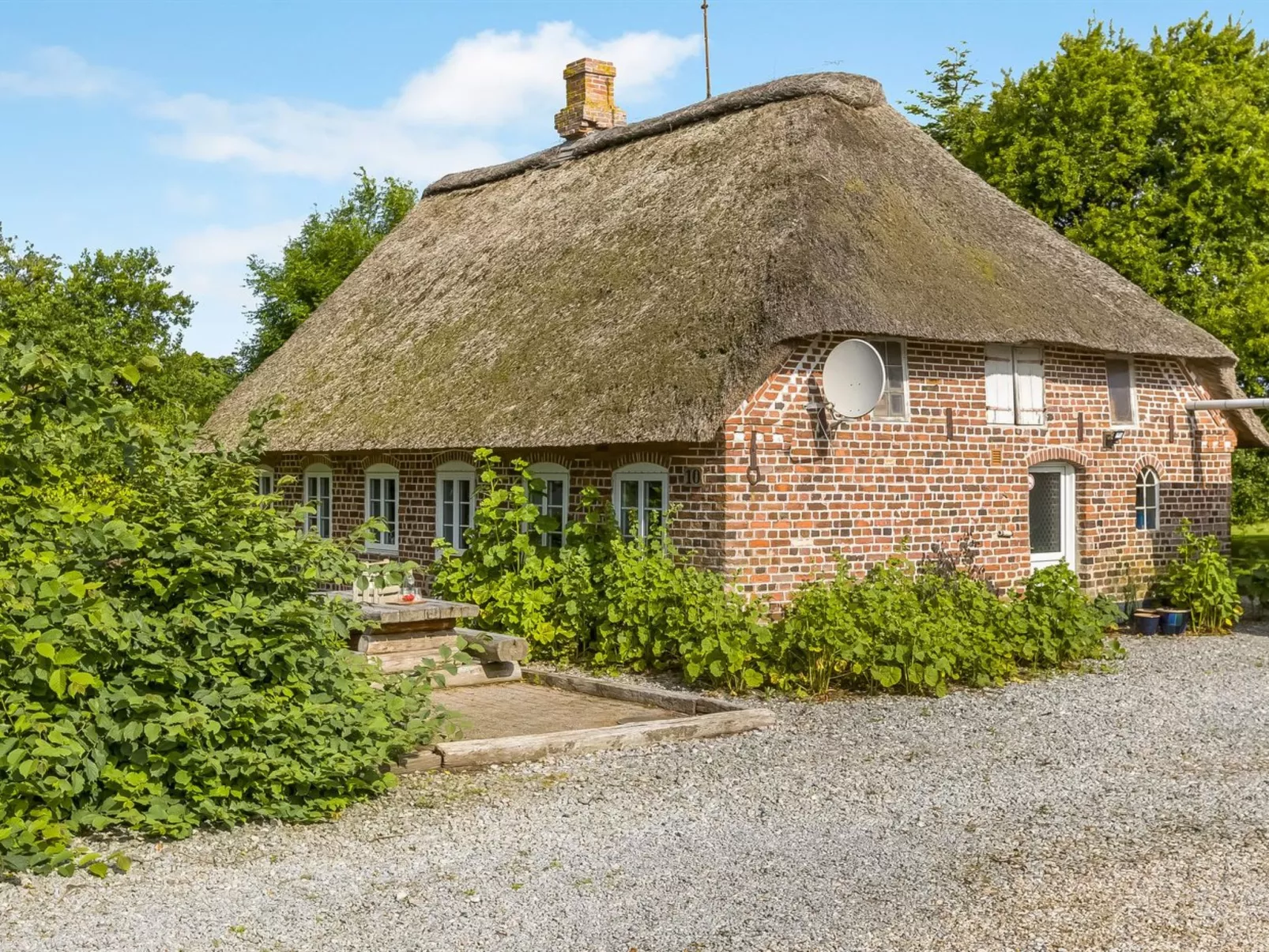 "Tuki" - 10km from the sea