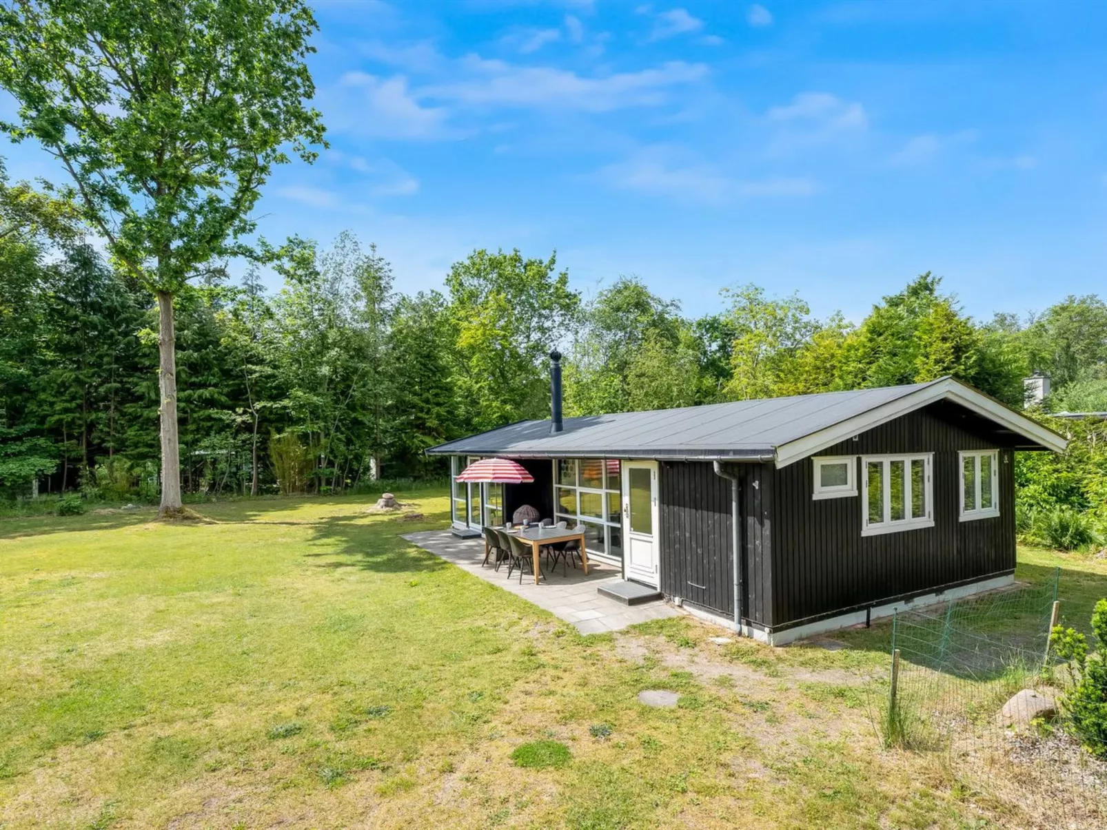 "Aija" - 175m from the sea