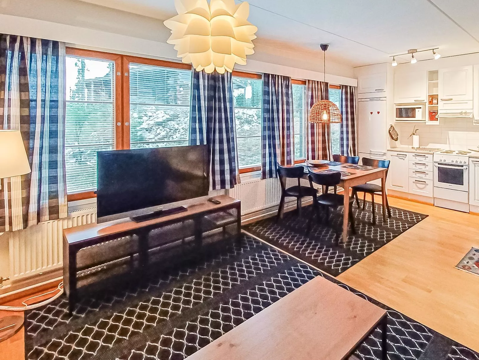 Karhunvartijan pirtti c 2