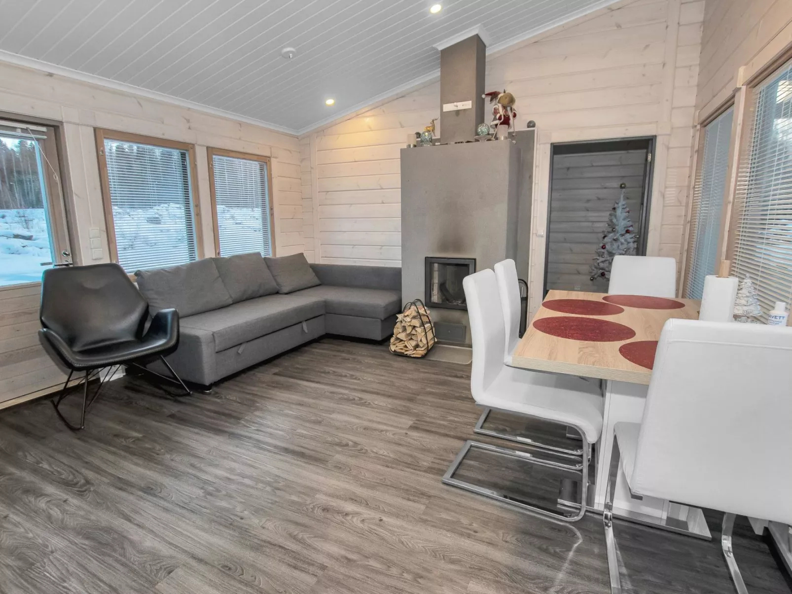 Adeli holiday cottage ellivuori