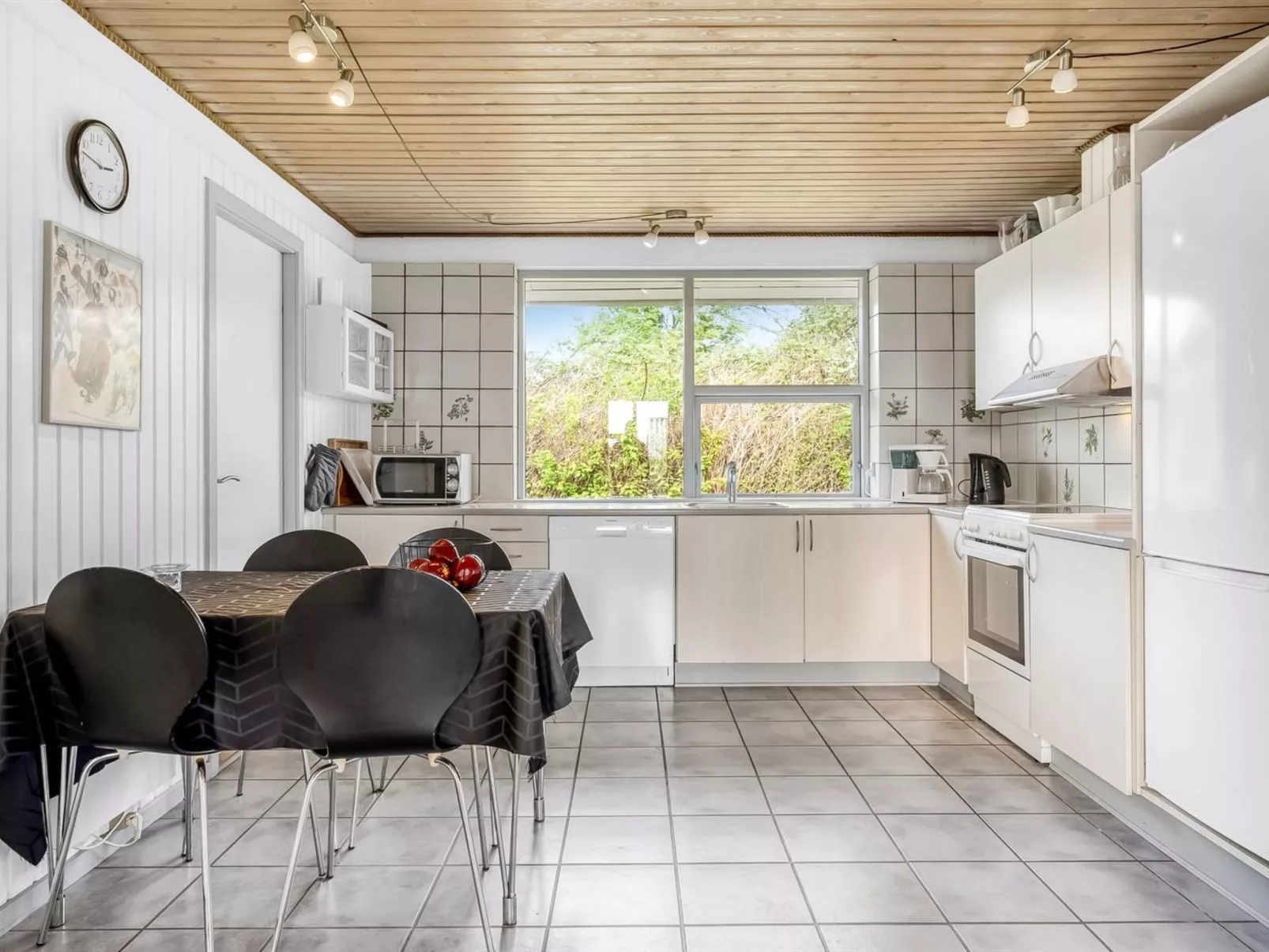 "Christan" - 350m from the sea