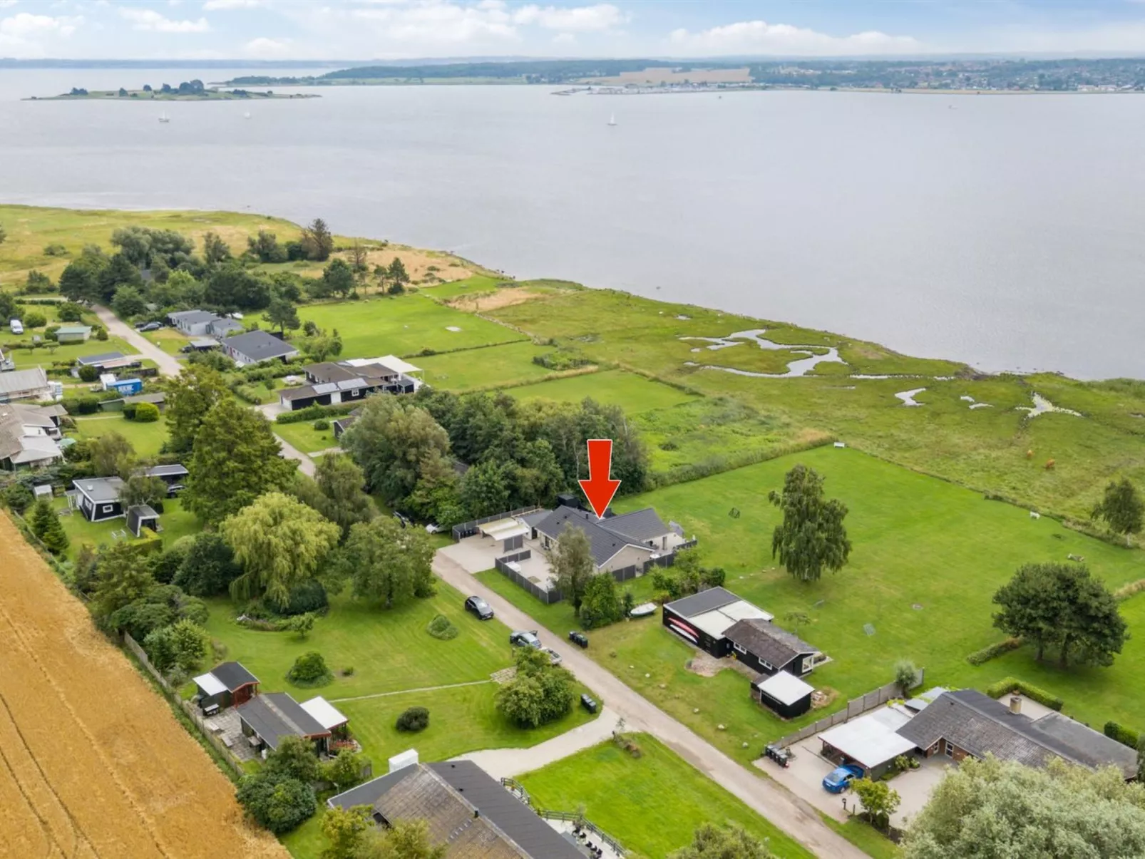 "Thyra" - 50m to the fjord