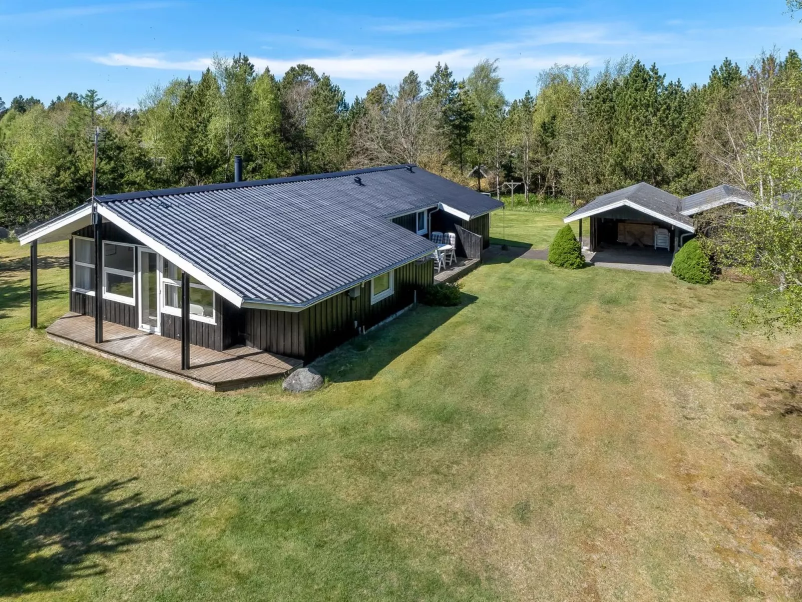 "Balthasar" - 400m from the sea