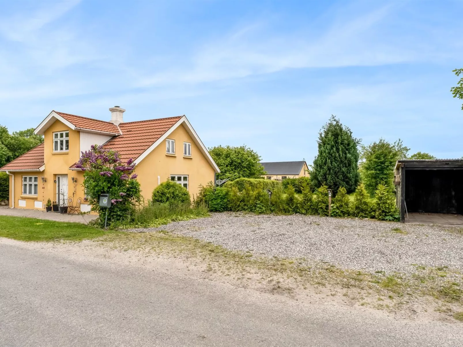 "Elza" - 2.5km from the sea