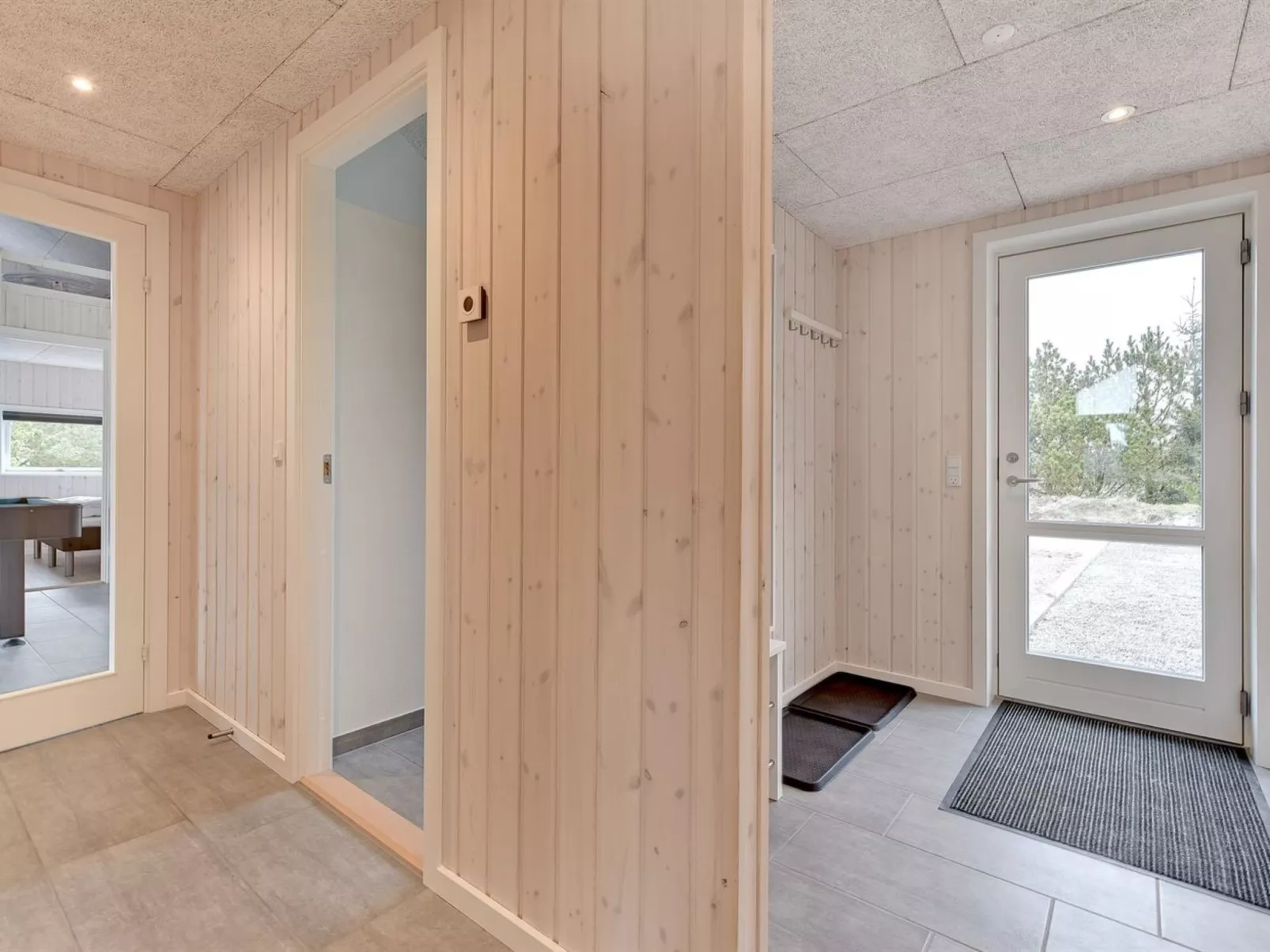 "Hwithoveth" - 1.4km from the sea