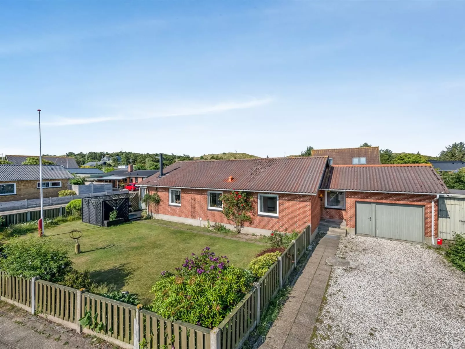 "Svein" - 500m to the fjord