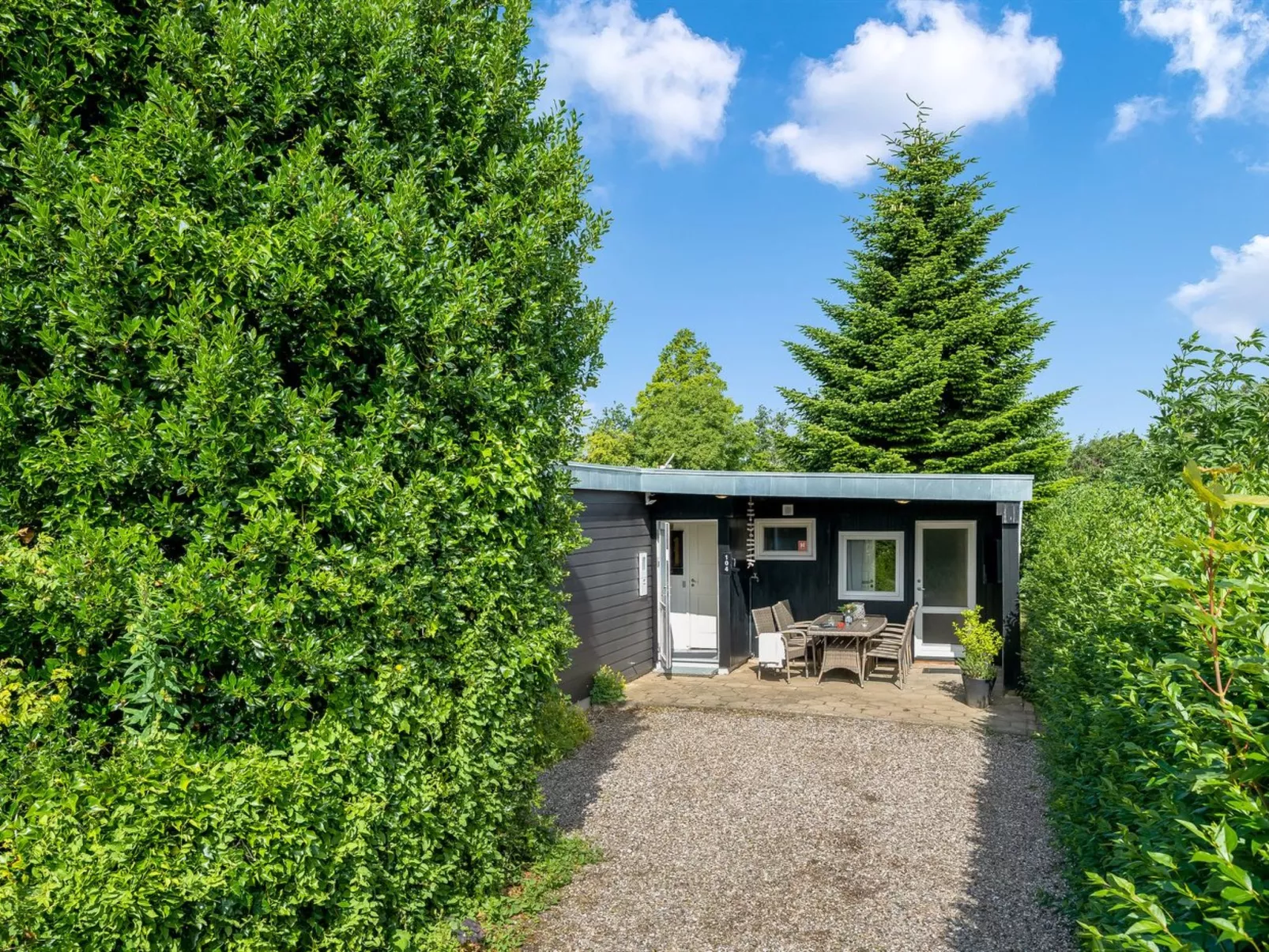 "Nicklas" - 250m from the sea