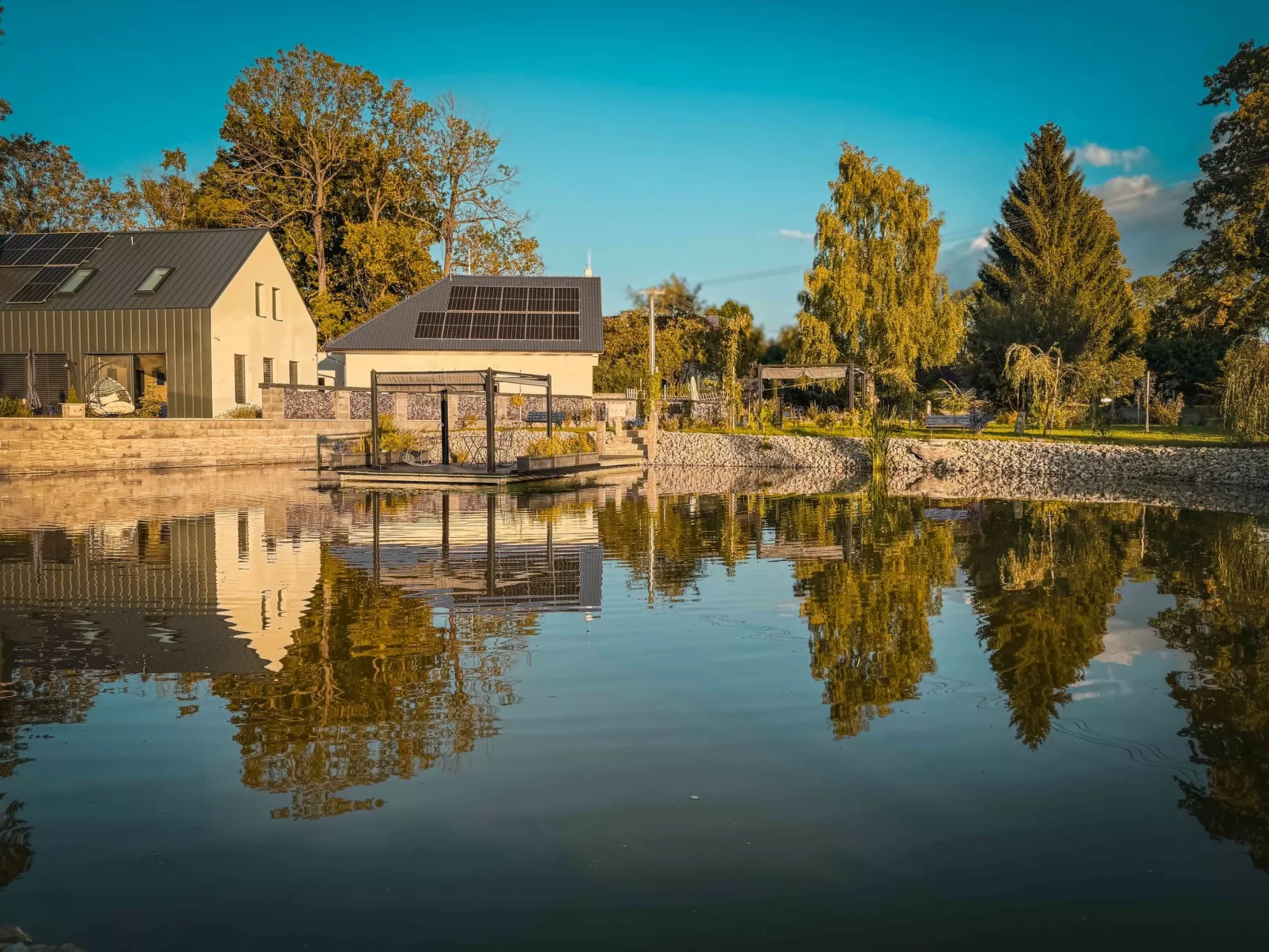 Luxury Retreat Resort-Buiten