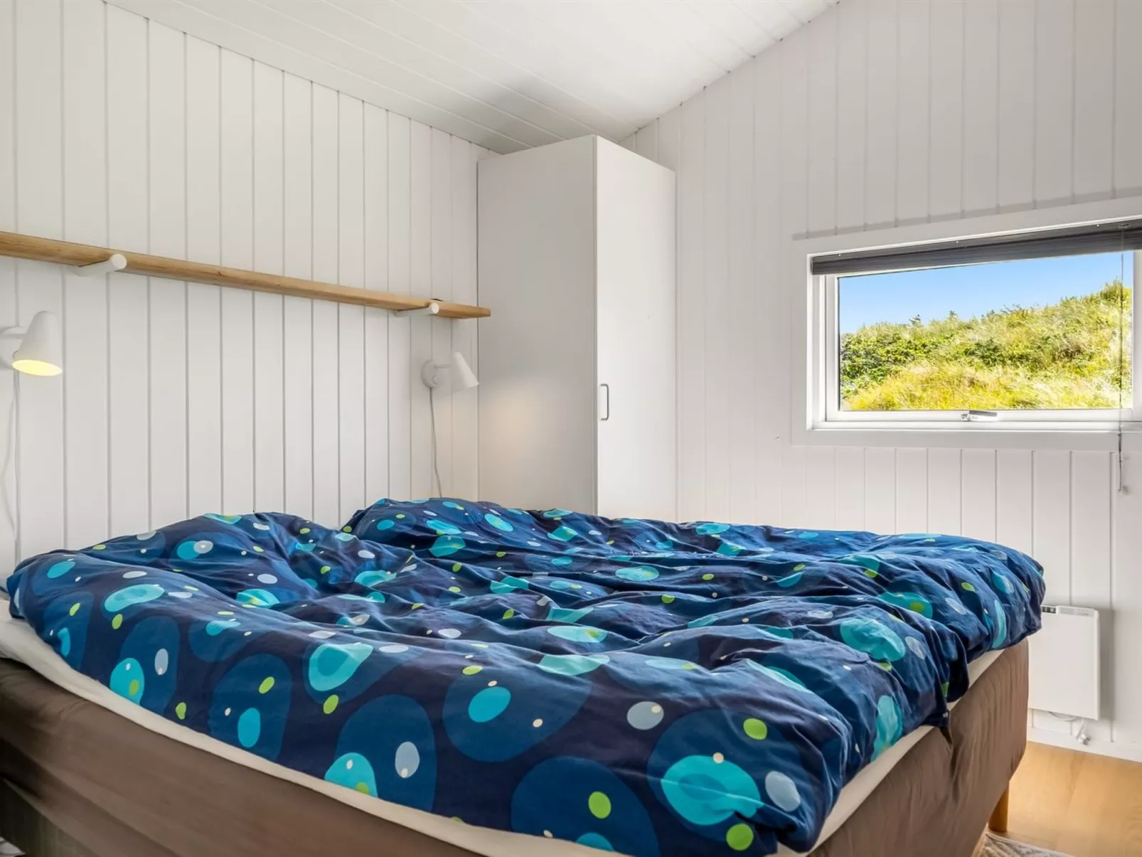 "Jannus" - 600m from the sea